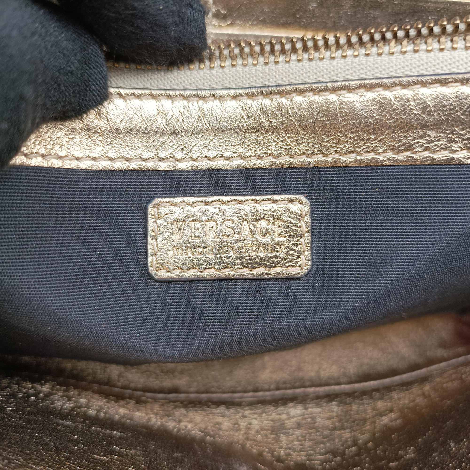Secondhand VERSACE Medusa Golden Leather  shoulderbag | stylenewstar