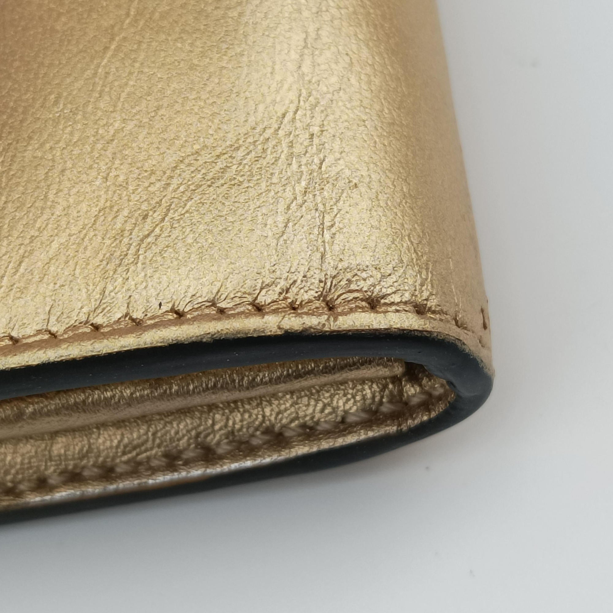 Secondhand VERSACE Medusa Golden Leather  shoulderbag | stylenewstar