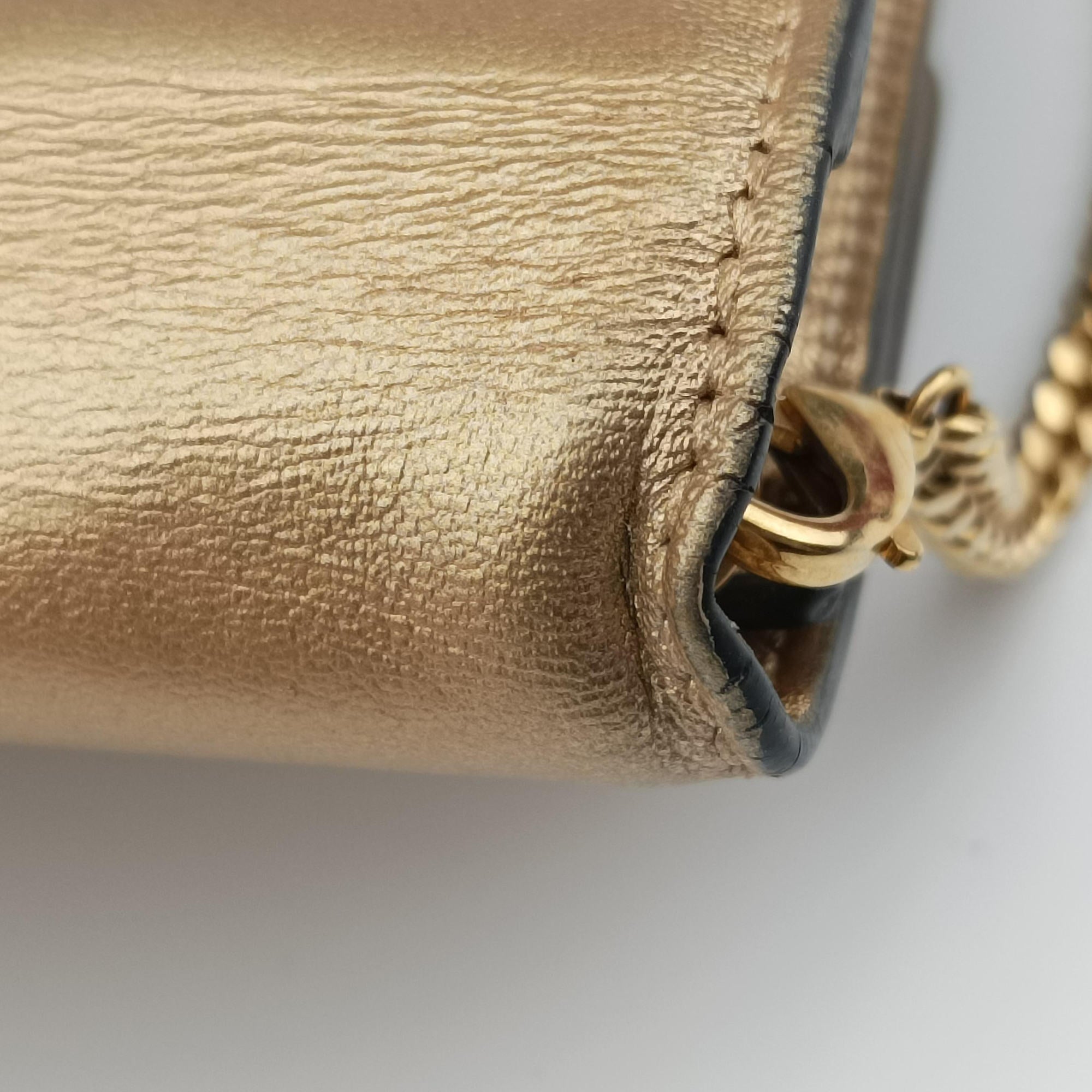 Secondhand VERSACE Medusa Golden Leather  shoulderbag | stylenewstar