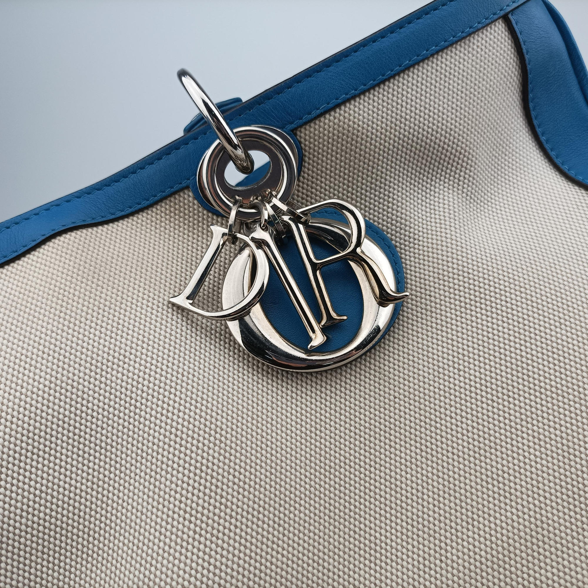 Pre-owned Christian Dior Diorissimo White × Blue Canvas × Leather  shoulderbag | stylenewstar