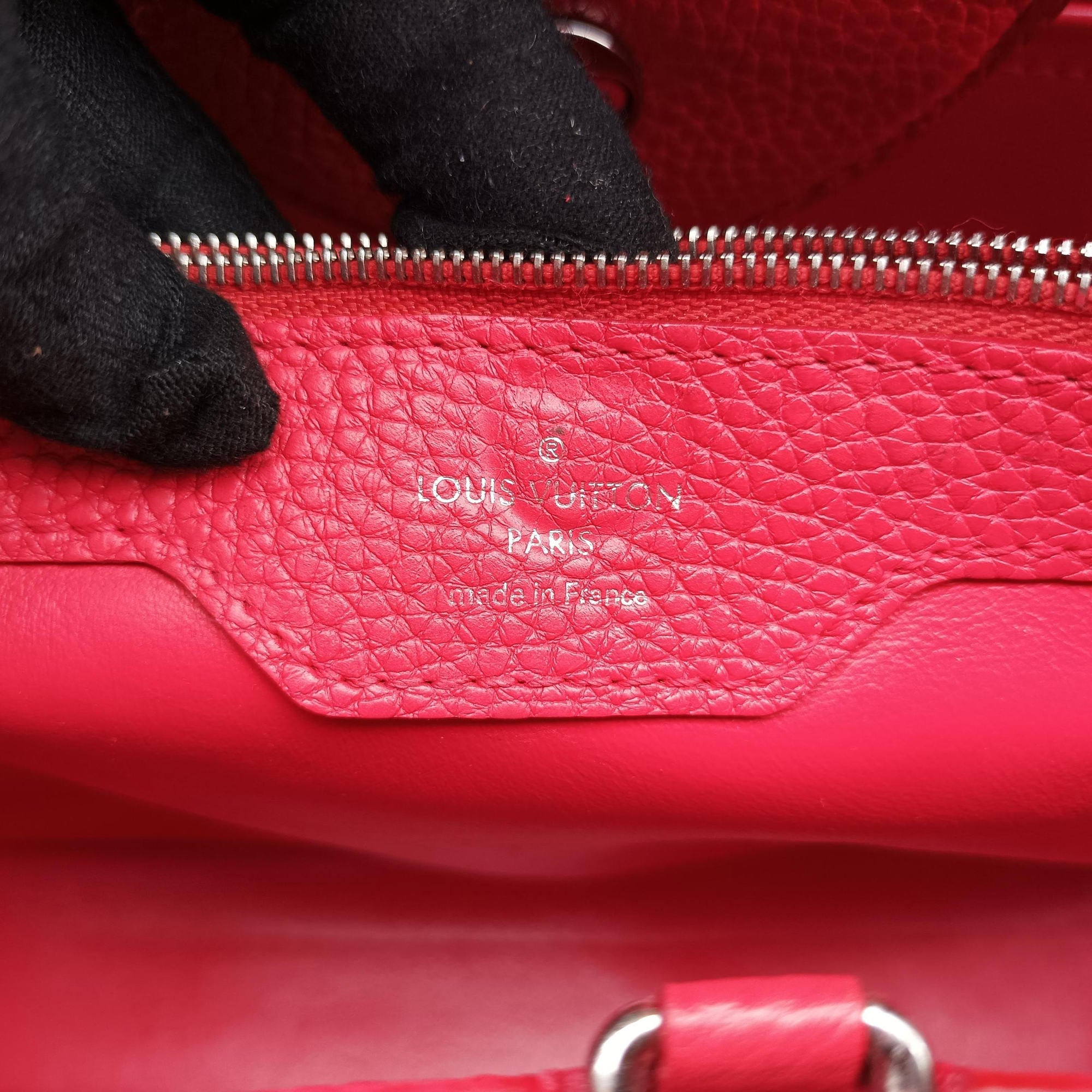 Pre-owned Louis Vuitton Capucines MM Ruby Taurillon Leather × Python N91899 handbag | stylenewstar