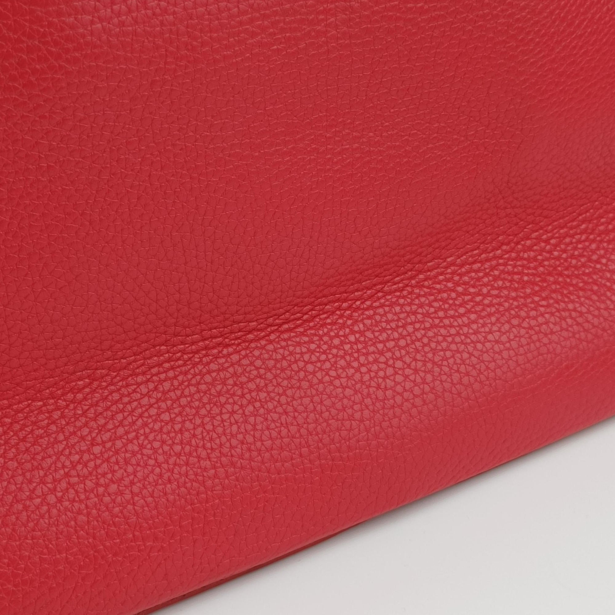 Pre-owned Louis Vuitton Capucines MM Ruby Taurillon Leather × Python N91899 handbag | stylenewstar