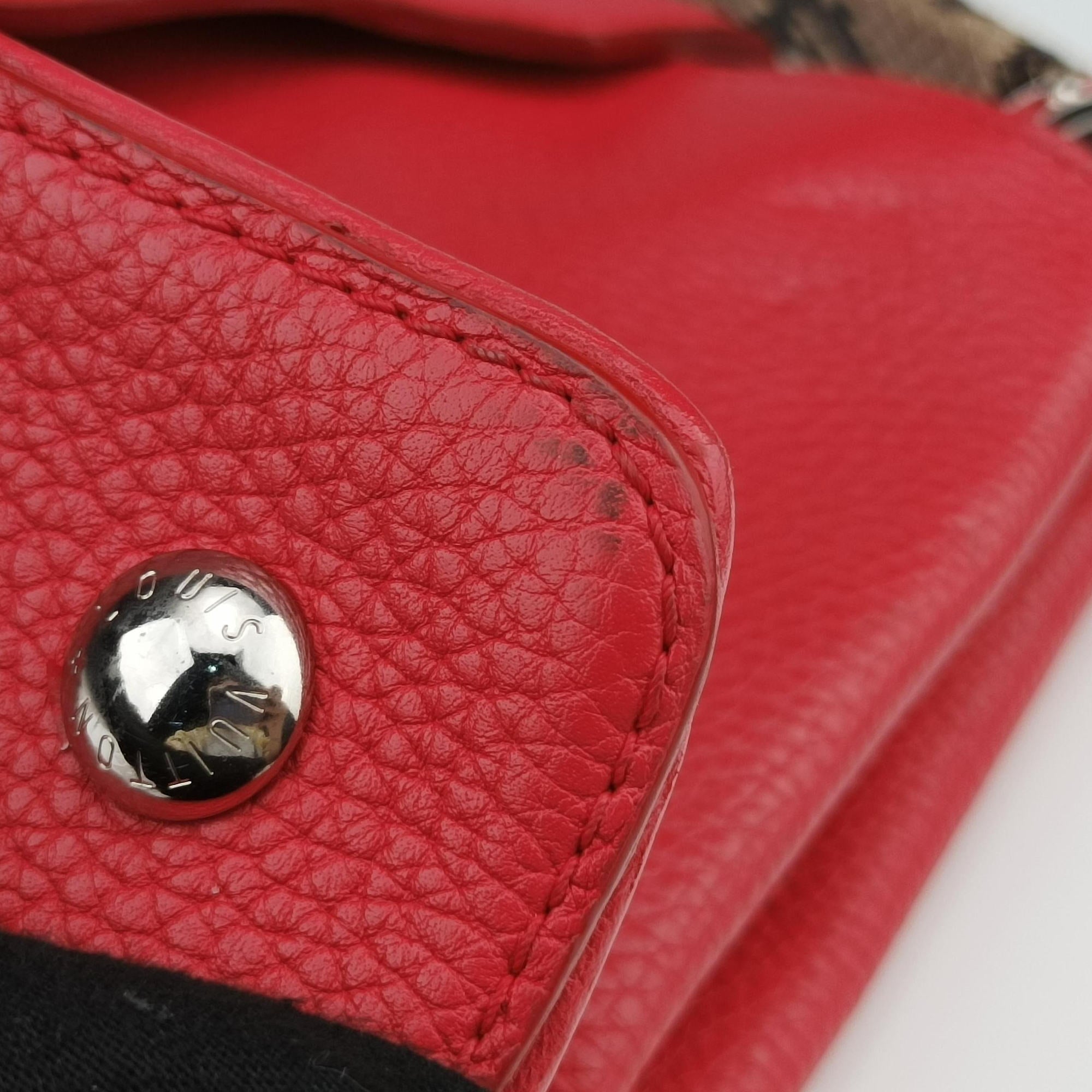 Pre-owned Louis Vuitton Capucines MM Ruby Taurillon Leather × Python N91899 handbag | stylenewstar