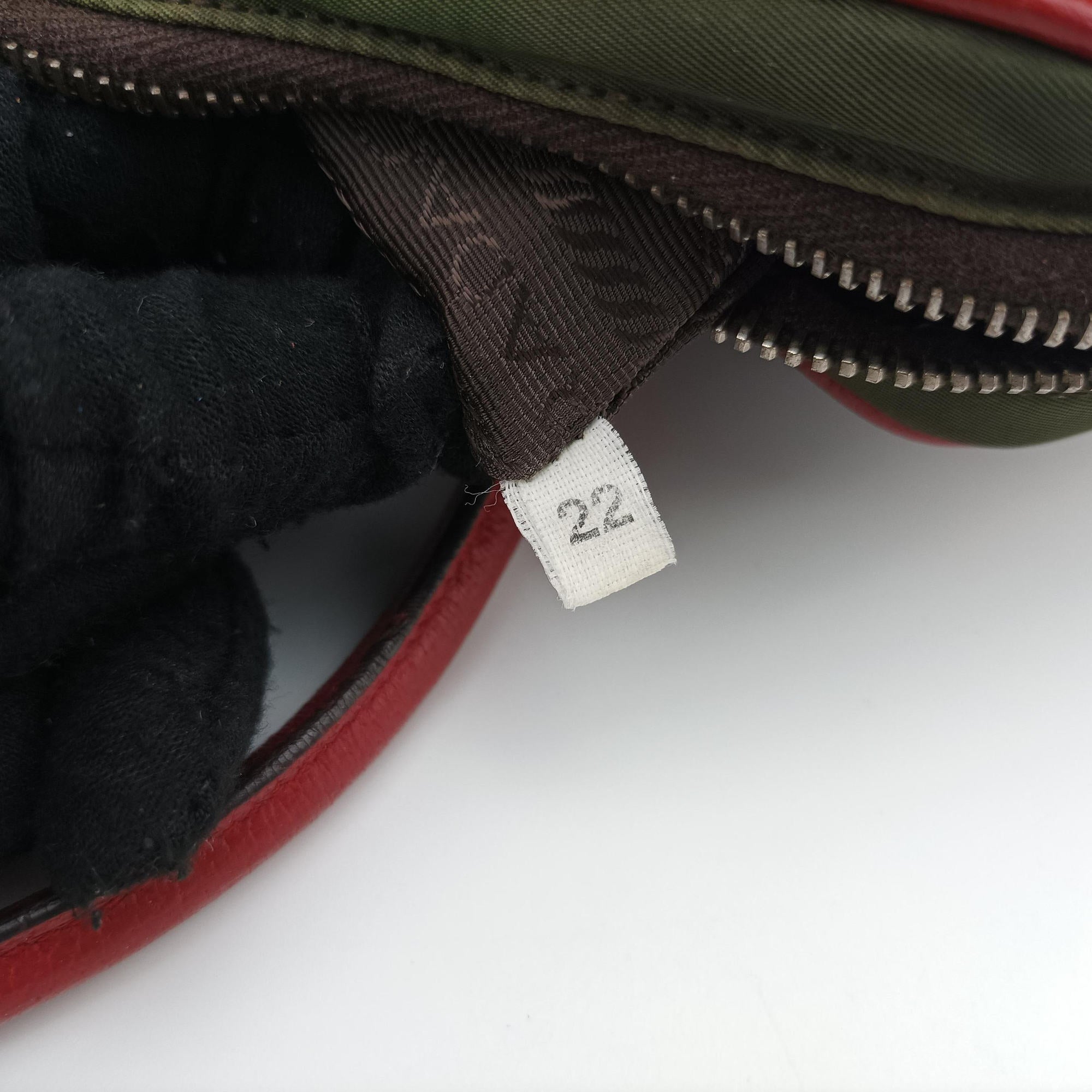 Pre-owned Prada Triangle logo Red x green Nylon×Leather  handbag | stylenewstar