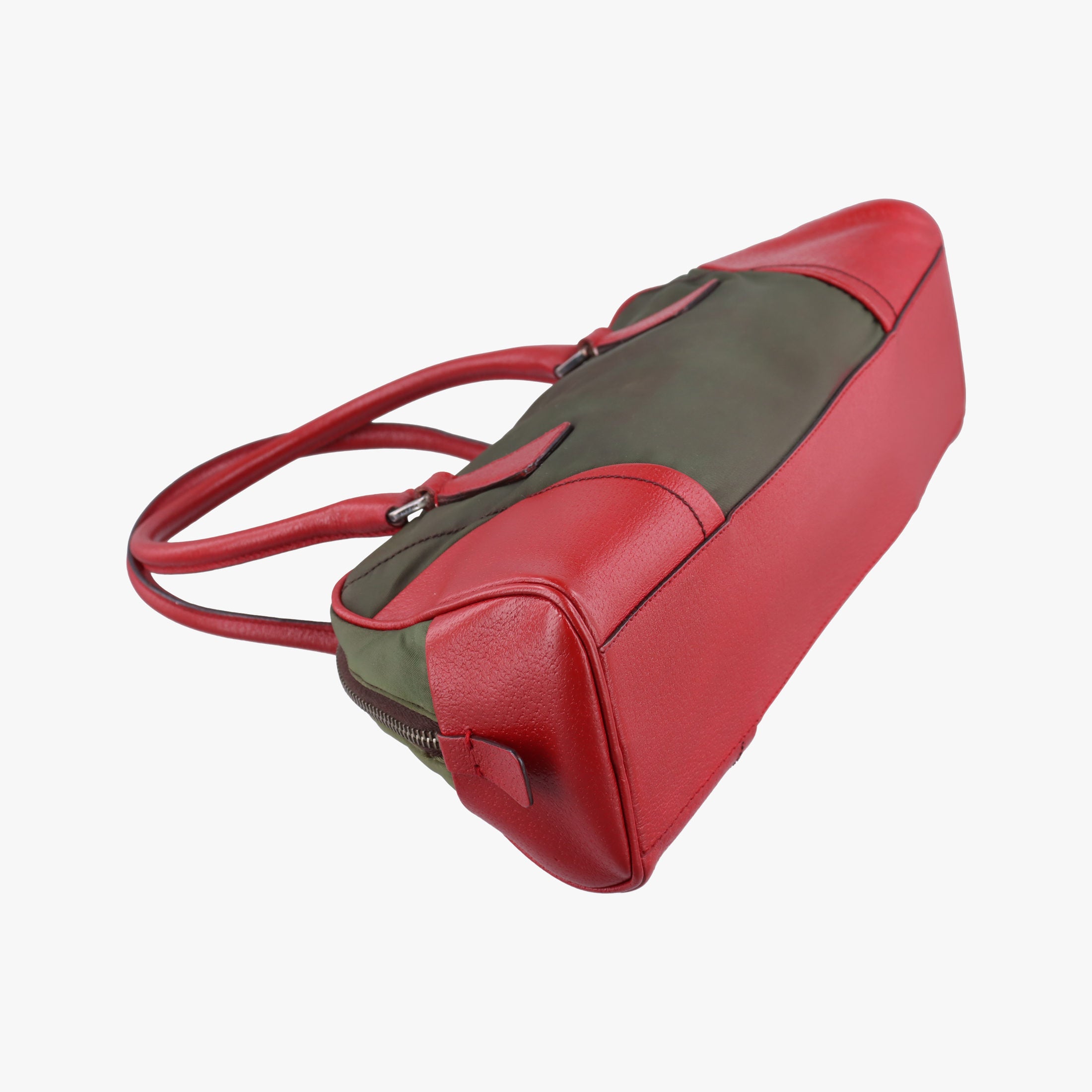Pre-owned Prada Triangle logo Red x green Nylon×Leather  handbag | stylenewstar