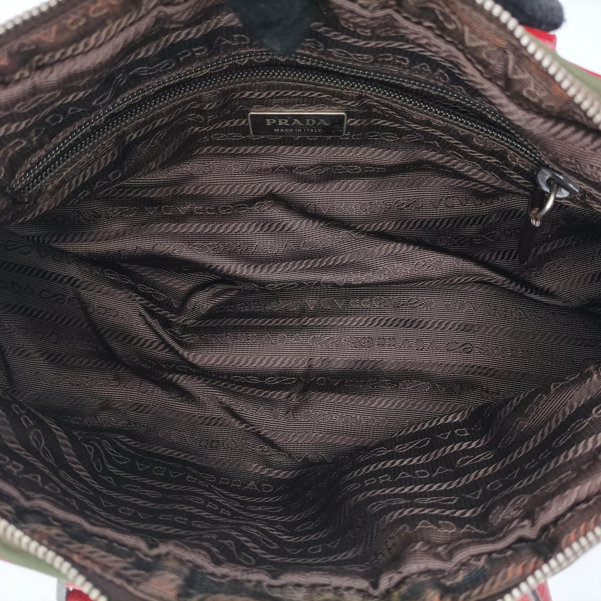 Pre-owned Prada Triangle logo Red x green Nylon×Leather  handbag | stylenewstar