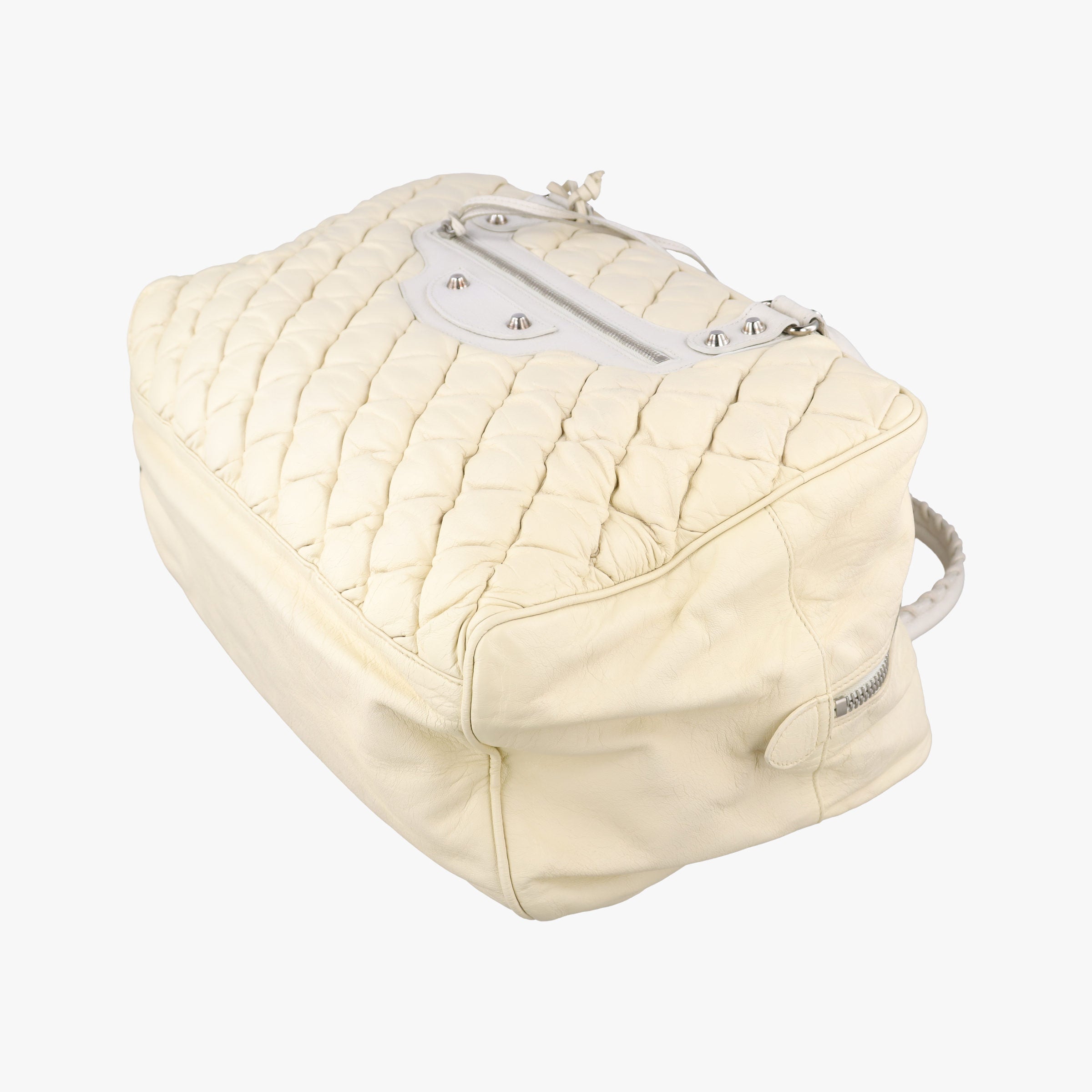 Pre-owned Balenciaga The Matelasse Beige leather  handbag | stylenewstar