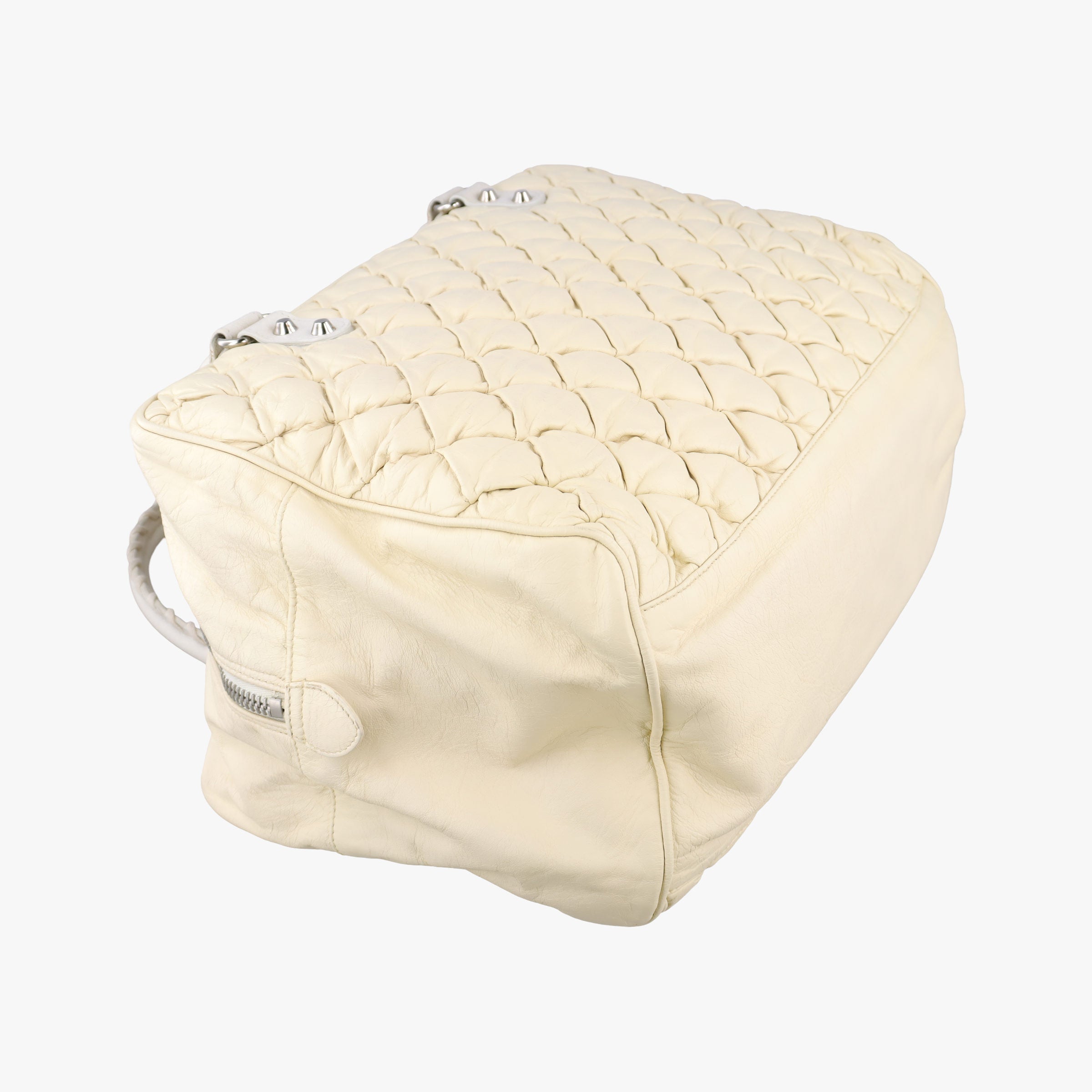 Pre-owned Balenciaga The Matelasse Beige leather  handbag | stylenewstar