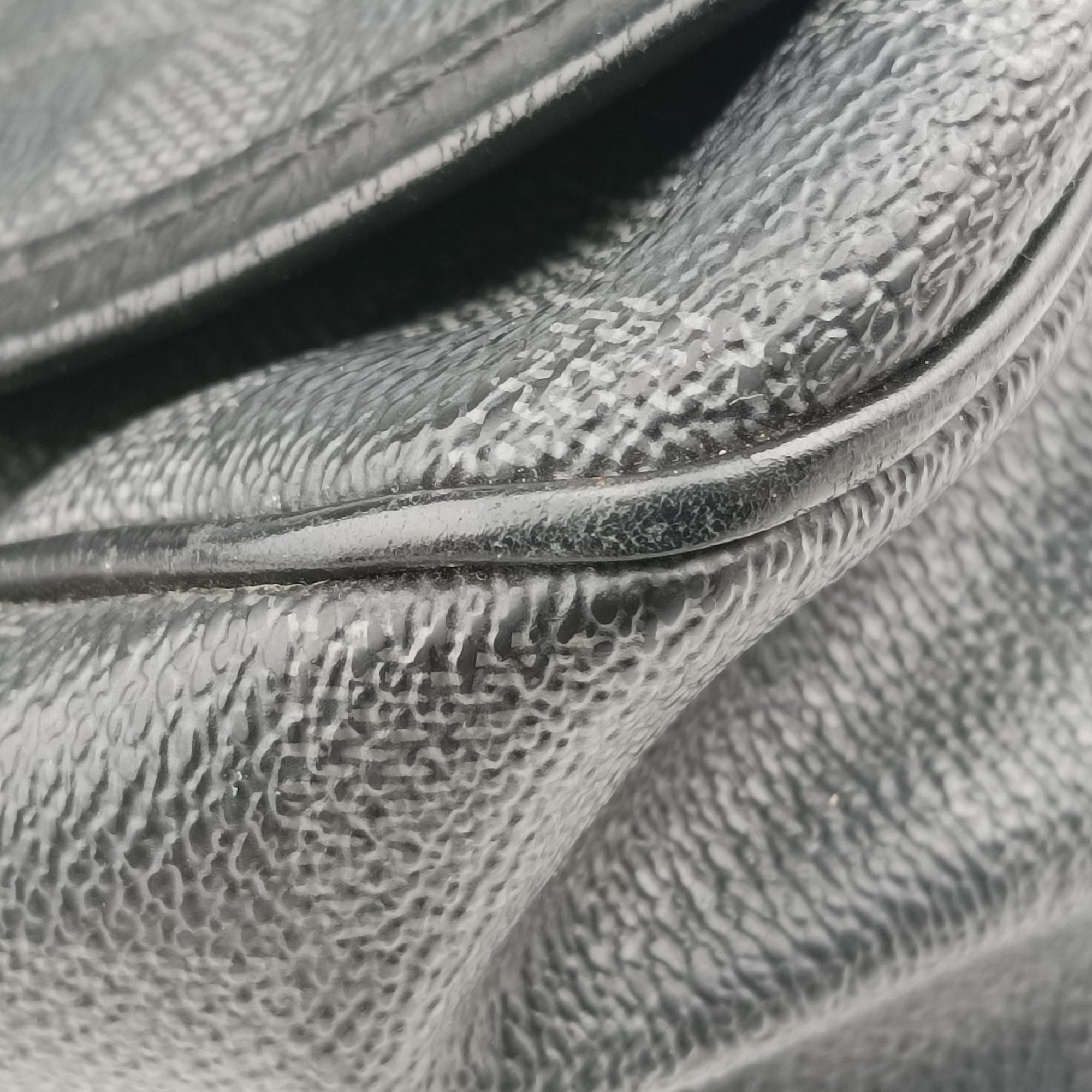 Pre-owned Louis Vuitton DANIEL MM Noir Damier Graphite N58029 crossbodybag | stylenewstar