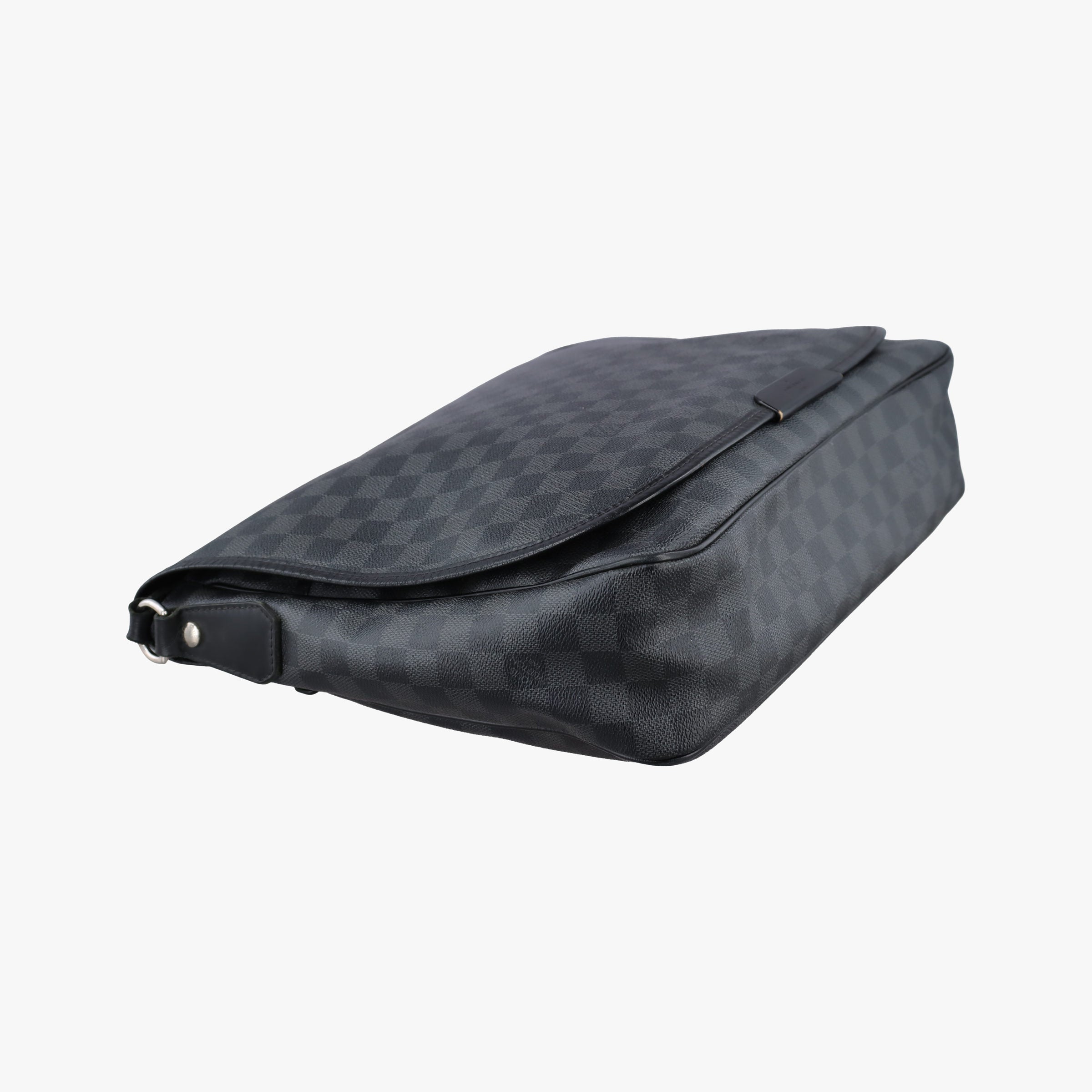 Pre-owned Louis Vuitton DANIEL MM Noir Damier Graphite N58029 crossbodybag | stylenewstar