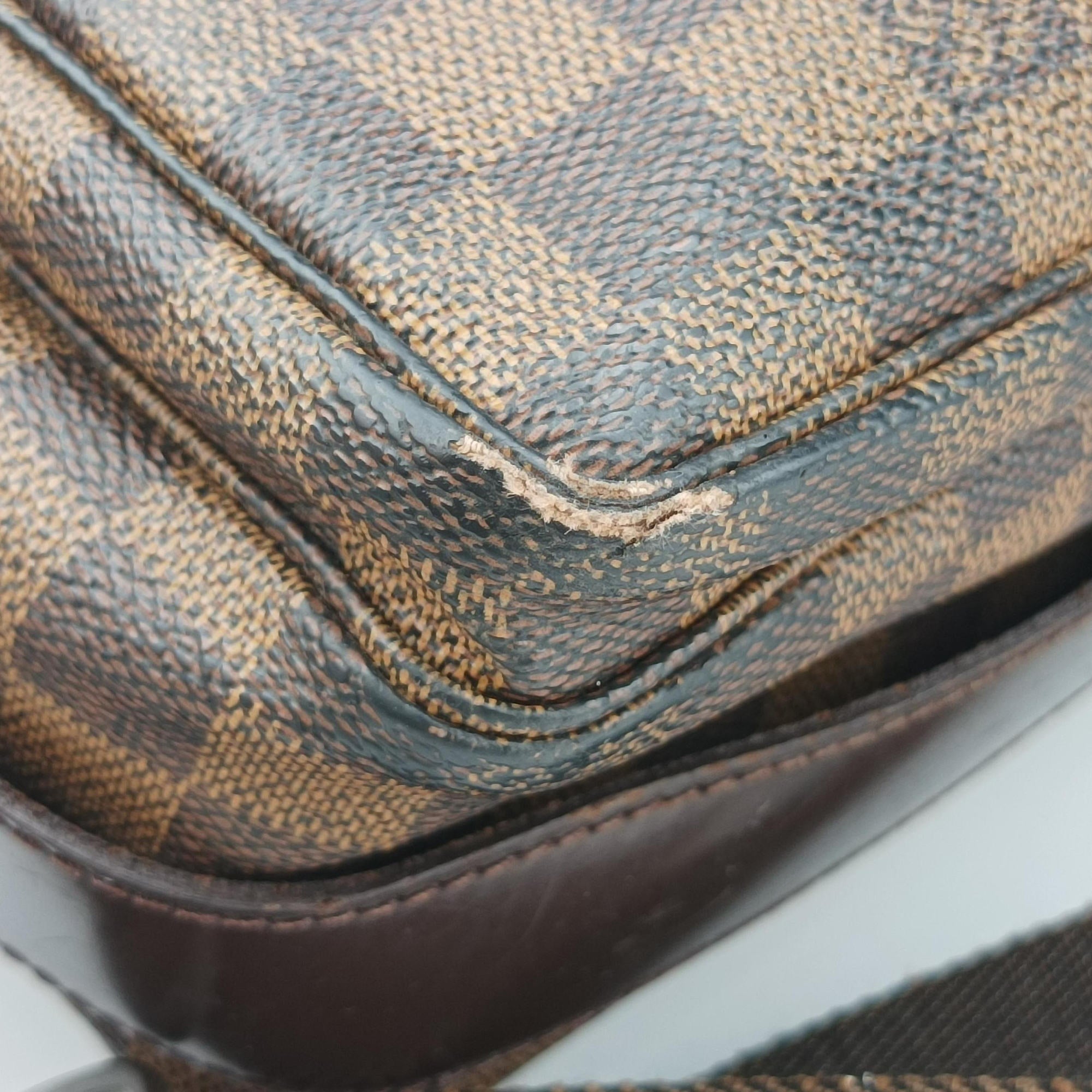 Pre-owned Louis Vuitton NAVIGLIO EBENE Damier Canvas N45255 crossbodybag | stylenewstar