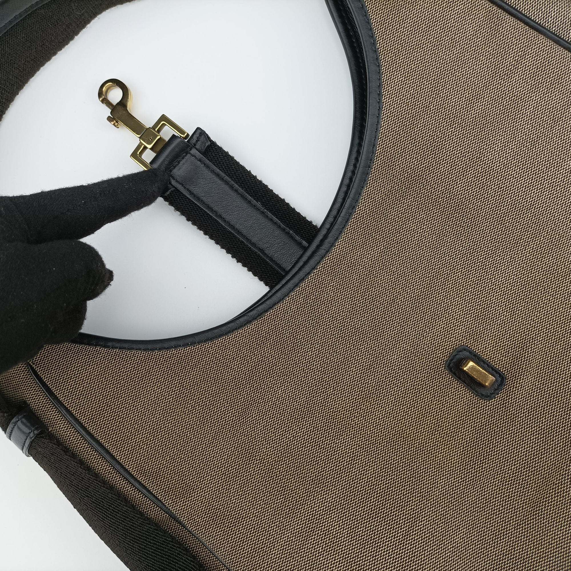 Secondhand Gucci Jackie Black x beige canvas×leather 92735 shoulderbag | stylenewstar