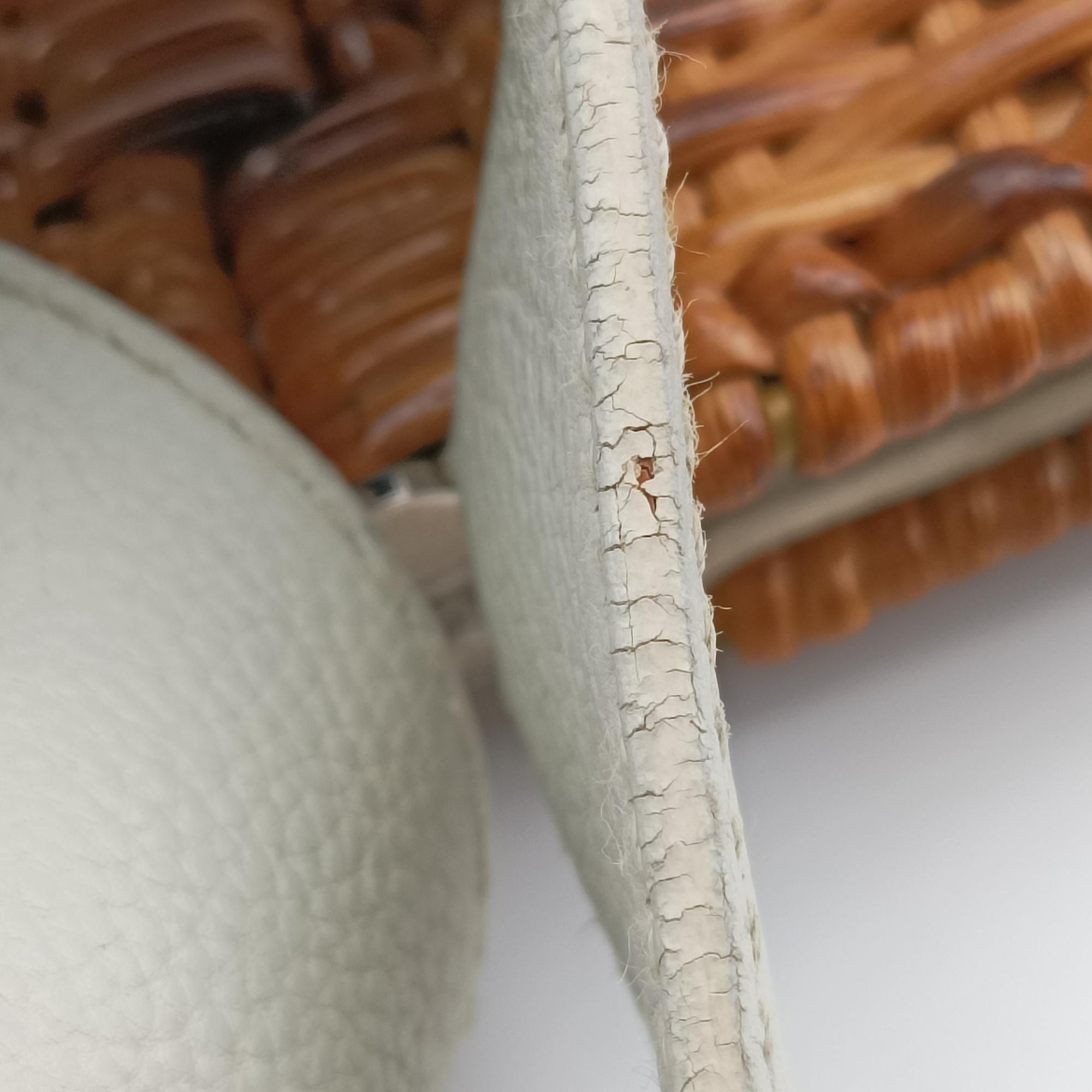 Vintage Ferragamo Wicker Trim White leather  handbag | stylenewstar