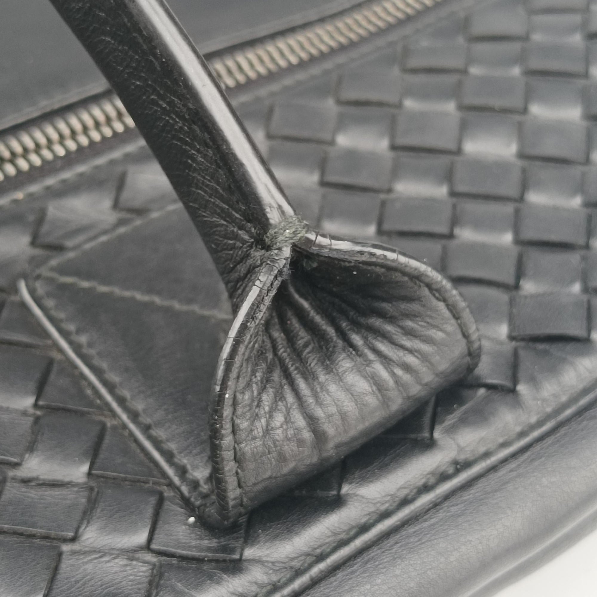 Vintage Bottega Veneta Intrecciato Black lambskin  handbag | stylenewstar