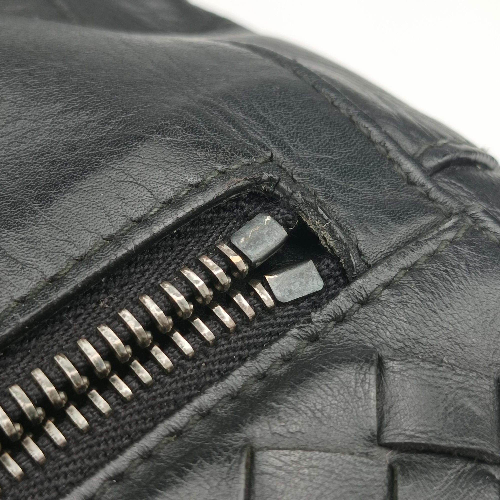 Vintage Bottega Veneta Intrecciato Black lambskin  handbag | stylenewstar
