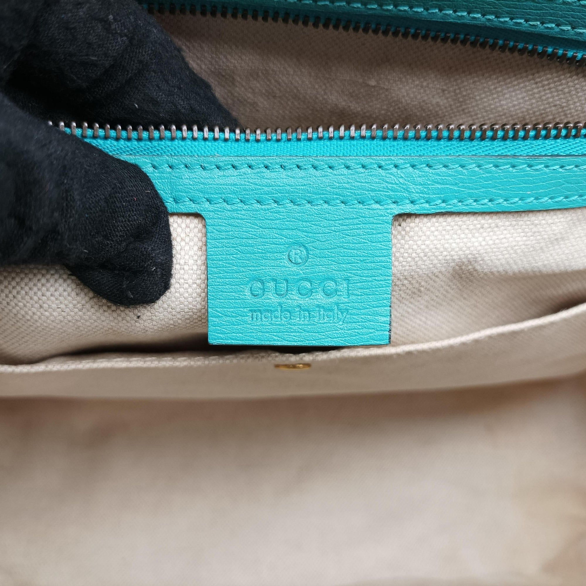 Pre-owned Gucci Bright Bit Blue Leather 319795 handbag | stylenewstar