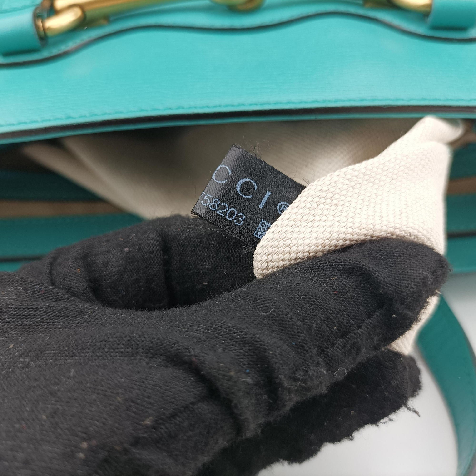 Pre-owned Gucci Bright Bit Blue Leather 319795 handbag | stylenewstar