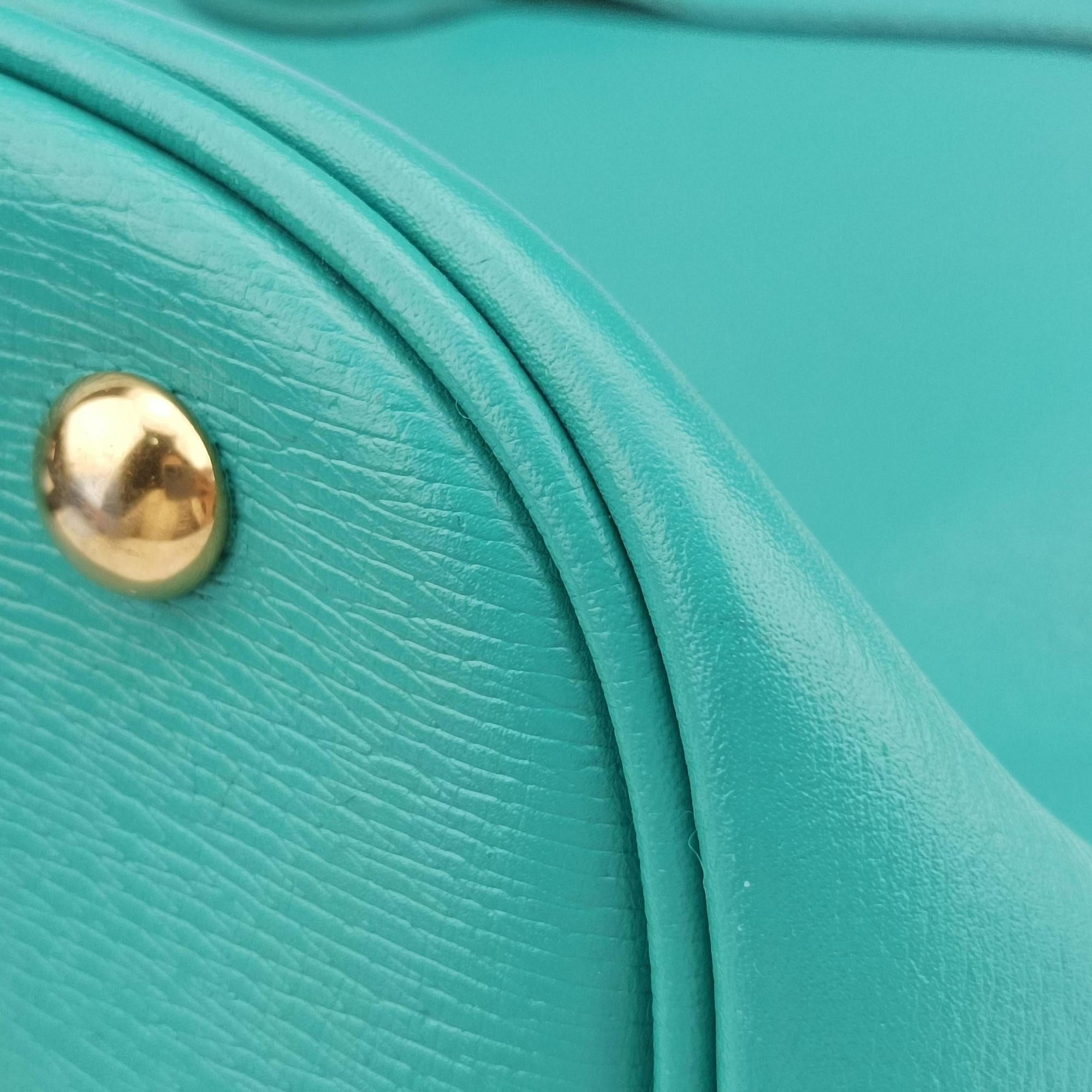 Pre-owned Gucci Bright Bit Blue Leather 319795 handbag | stylenewstar