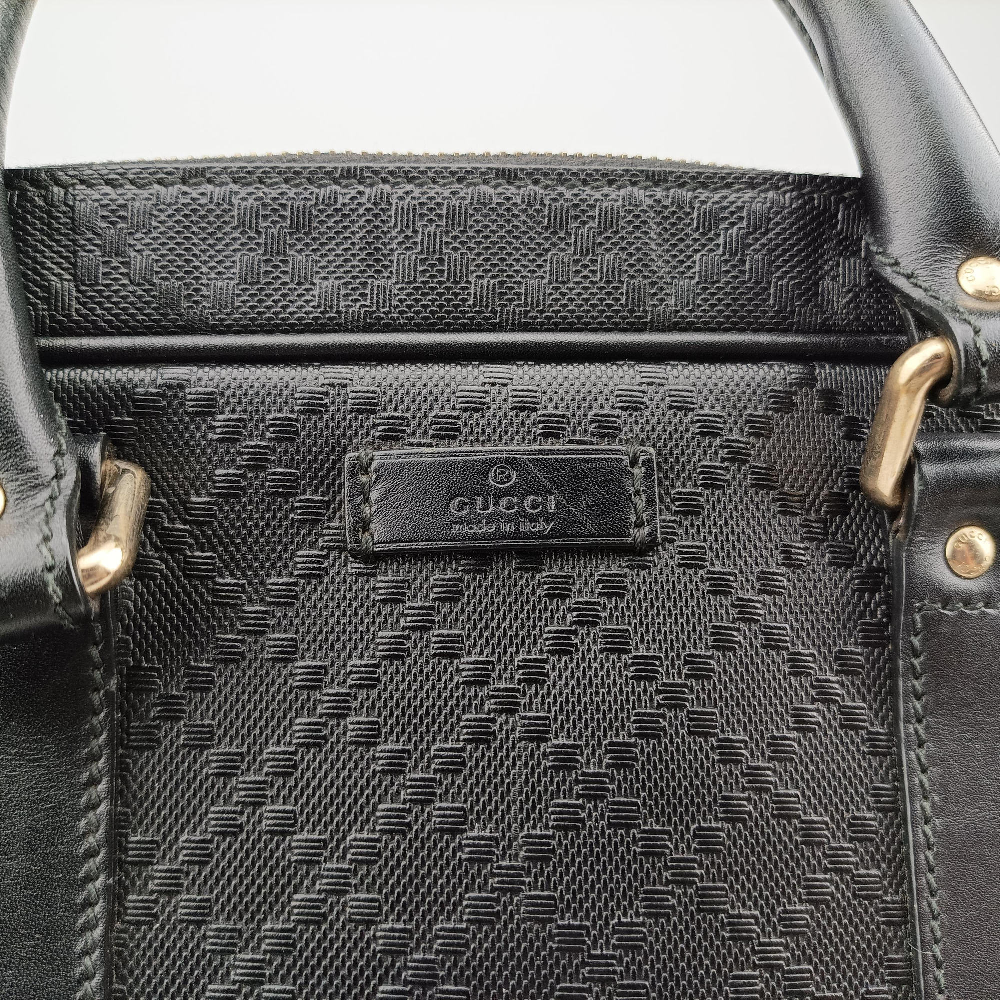 Pre-owned Gucci Diamante Black Leather 344357 handbag | stylenewstar