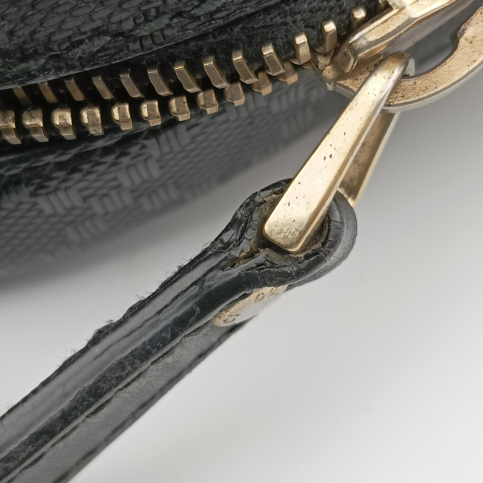 Pre-owned Gucci Diamante Black Leather 344357 handbag | stylenewstar