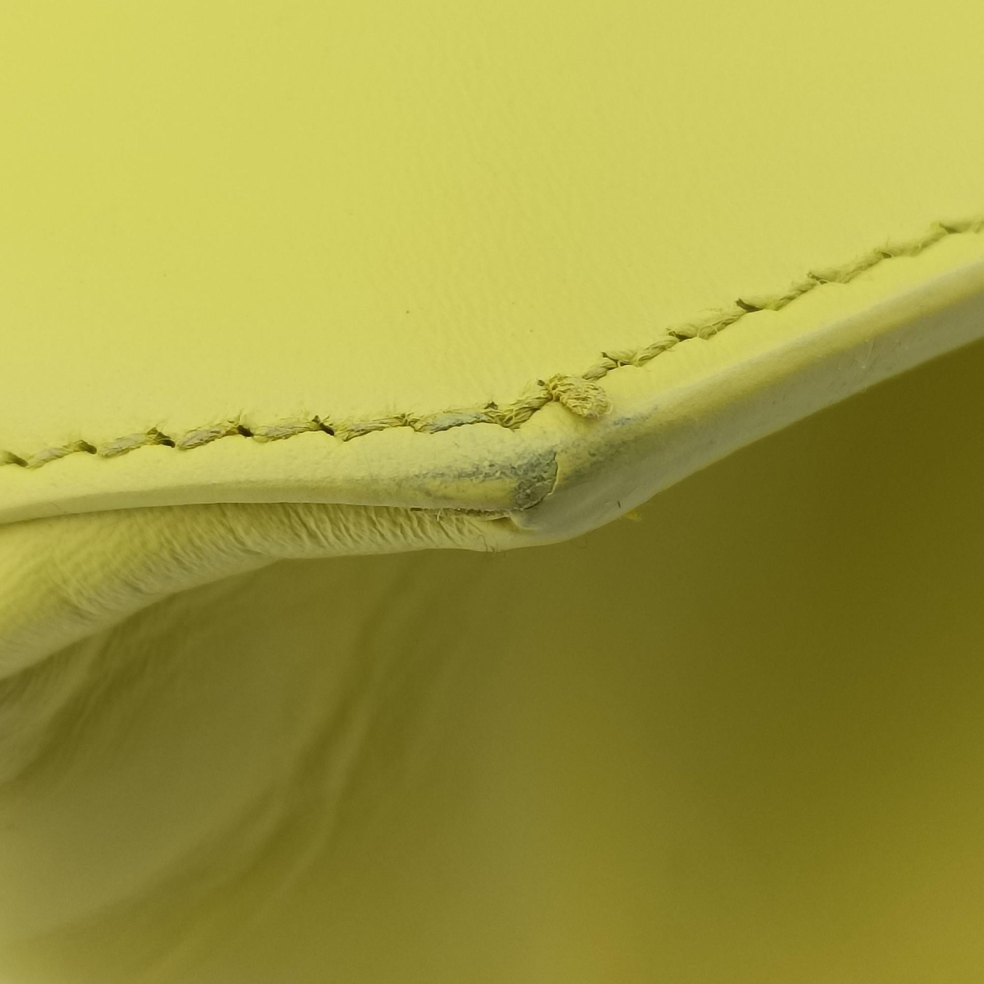 Pre-owned Balenciaga Cable Shopper Yellow Leather  shoulderbag | stylenewstar