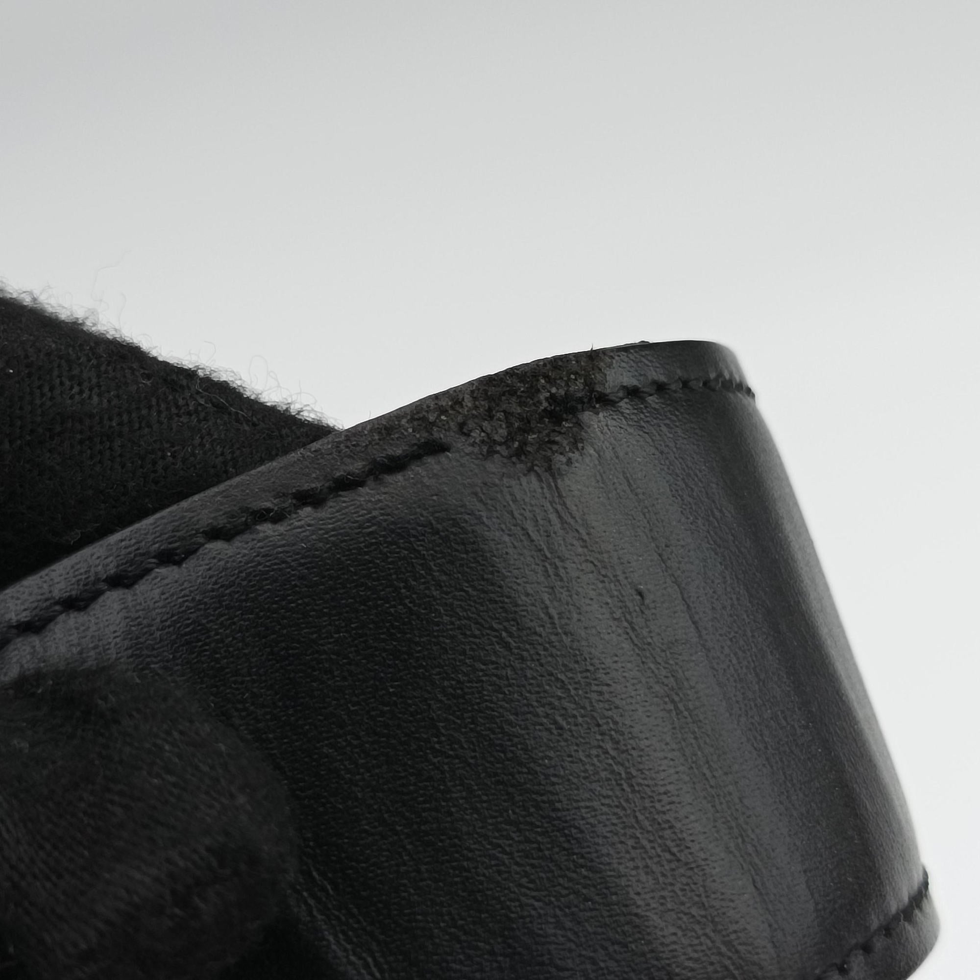 Pre-owned Louis Vuitton Reverie black epi M52162 shoulderbag | stylenewstar