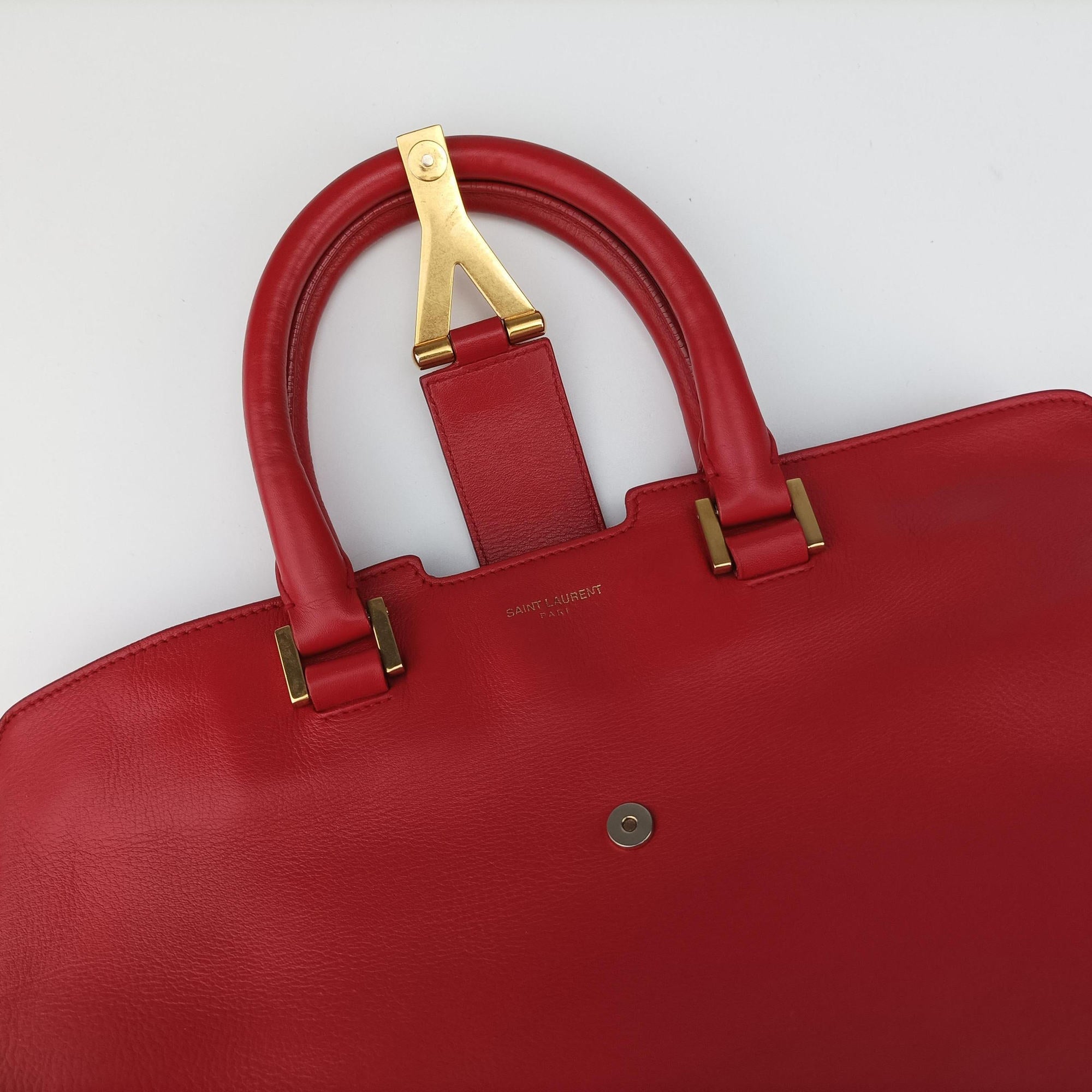Pre-owned Yves Saint Laurent Y Ligne Petit Cabas Red Leather 311210 shoulderbag | stylenewstar