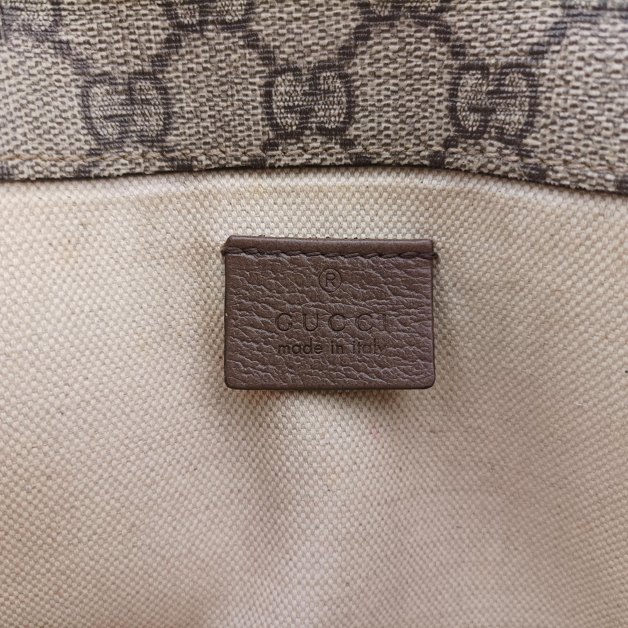 Secondhand Gucci NEO VINTAGE GG Supreme beige×Brown PVC coated canvas×Leather 493930 shoulderbag | stylenewstar