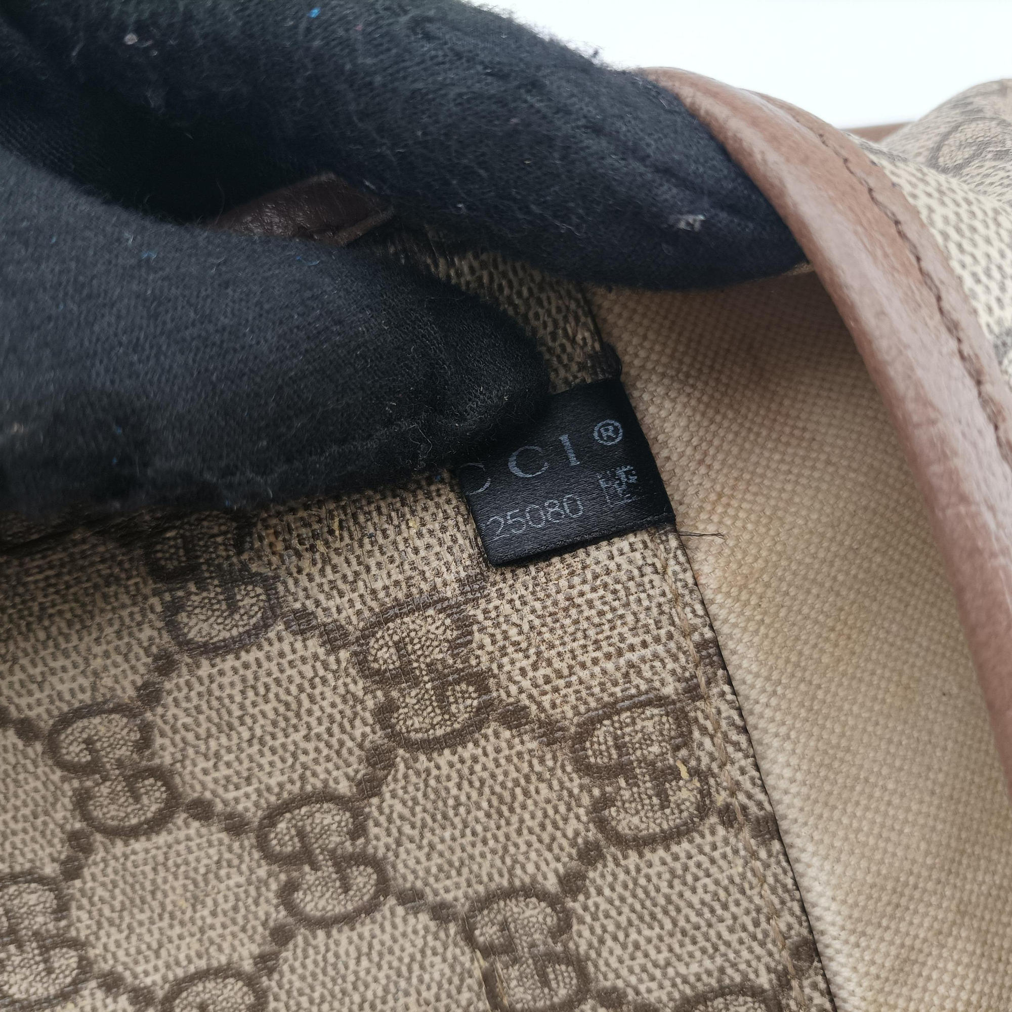 Secondhand Gucci NEO VINTAGE GG Supreme beige×Brown PVC coated canvas×Leather 493930 shoulderbag | stylenewstar