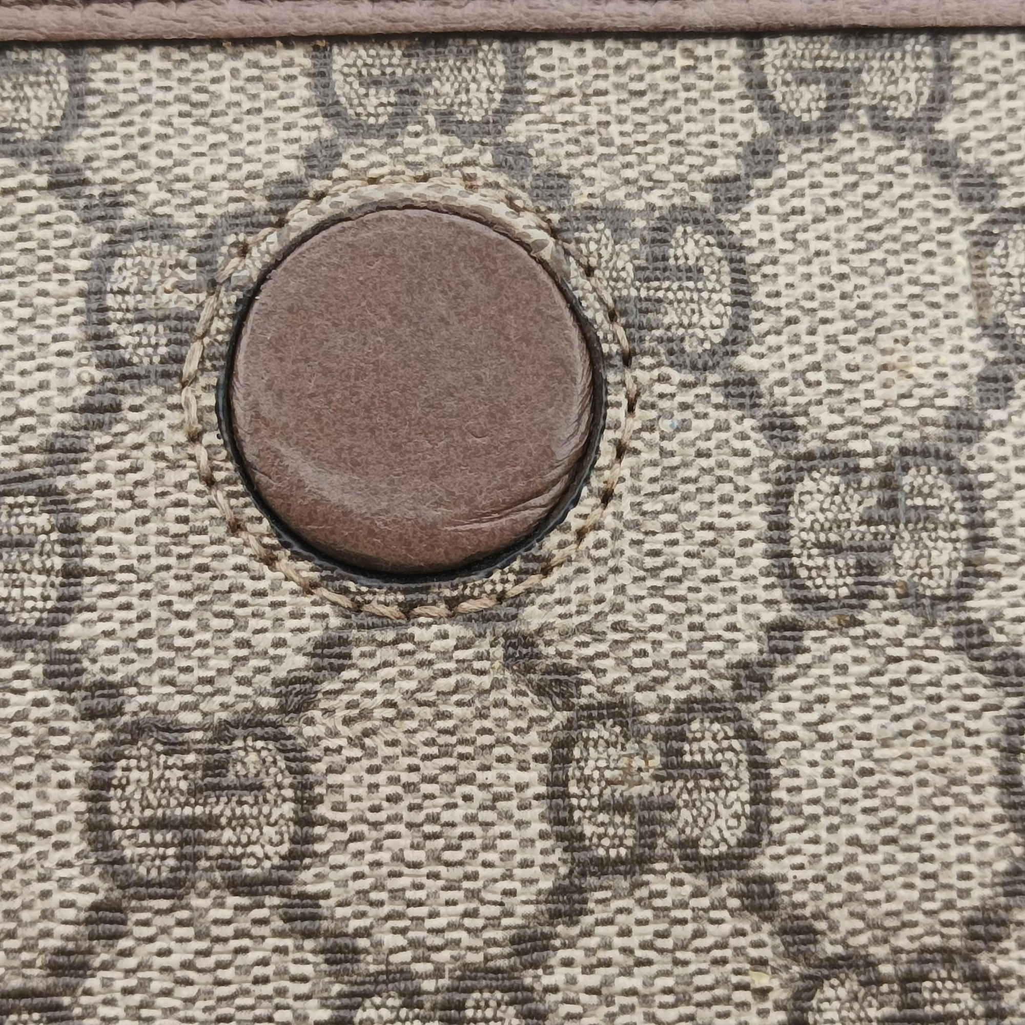 Secondhand Gucci NEO VINTAGE GG Supreme beige×Brown PVC coated canvas×Leather 493930 shoulderbag | stylenewstar