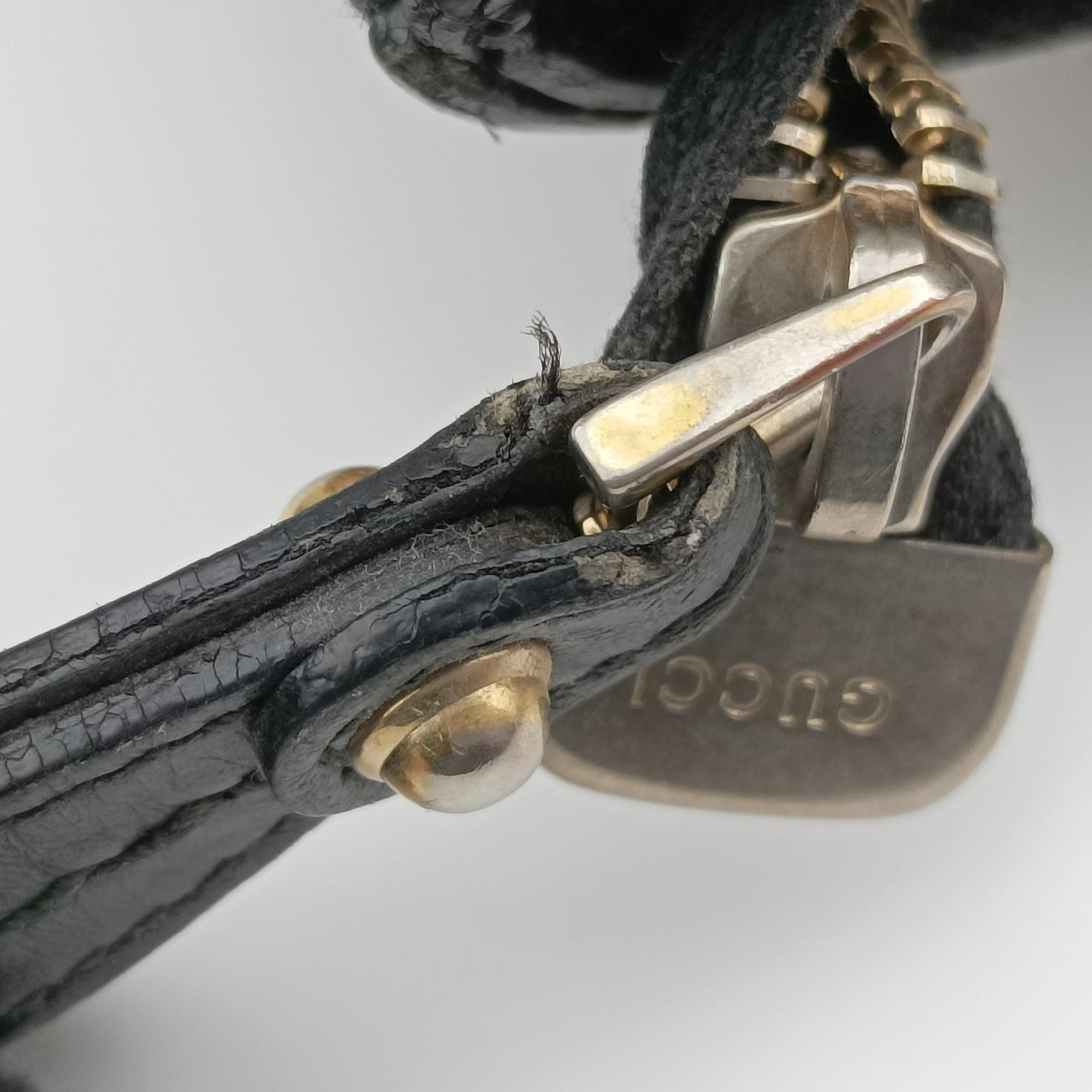 Secondhand Gucci Sukey Diamante Beige×Black canvas×leather 223974 shoulderbag | stylenewstar