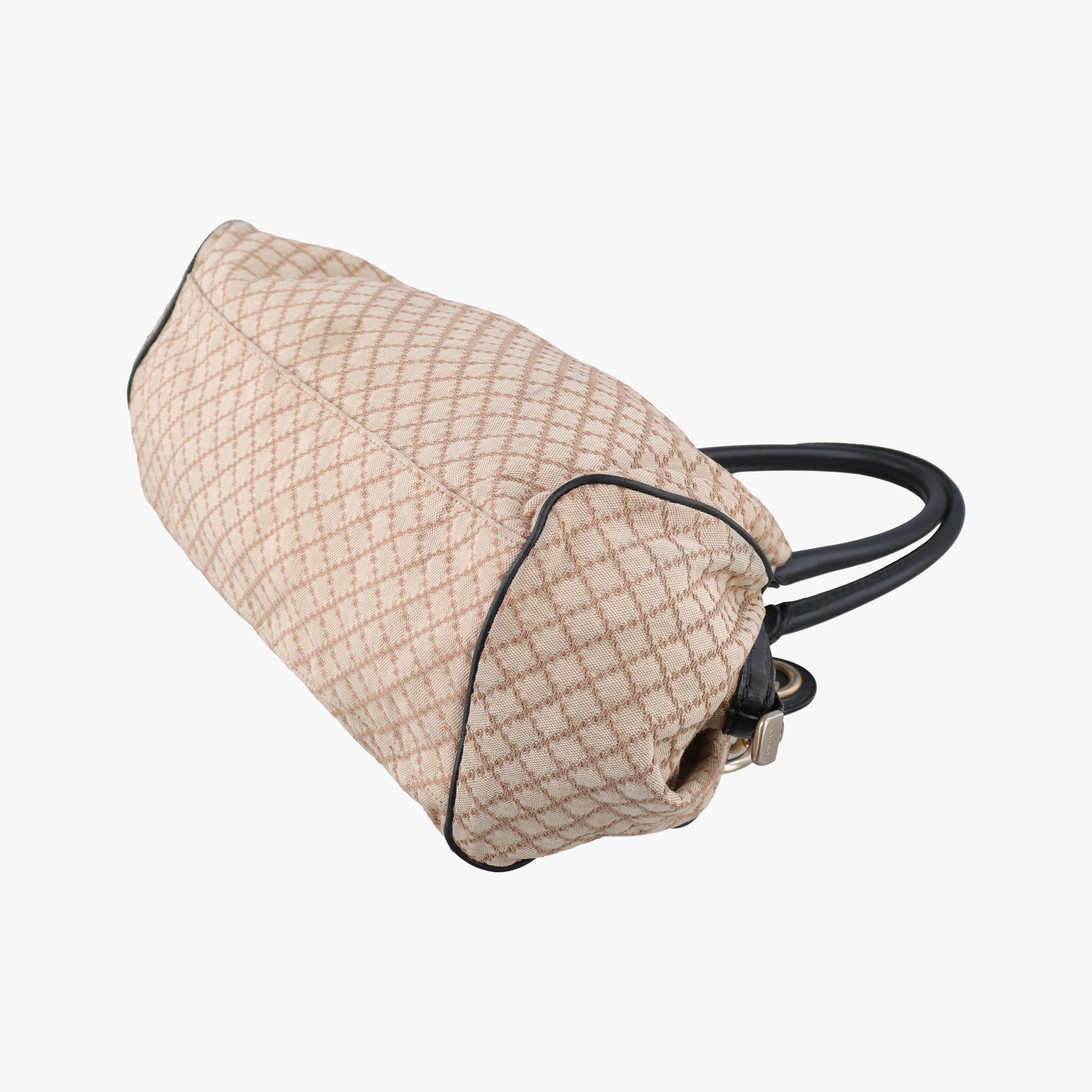 Secondhand Gucci Sukey Diamante Beige×Black canvas×leather 223974 shoulderbag | stylenewstar