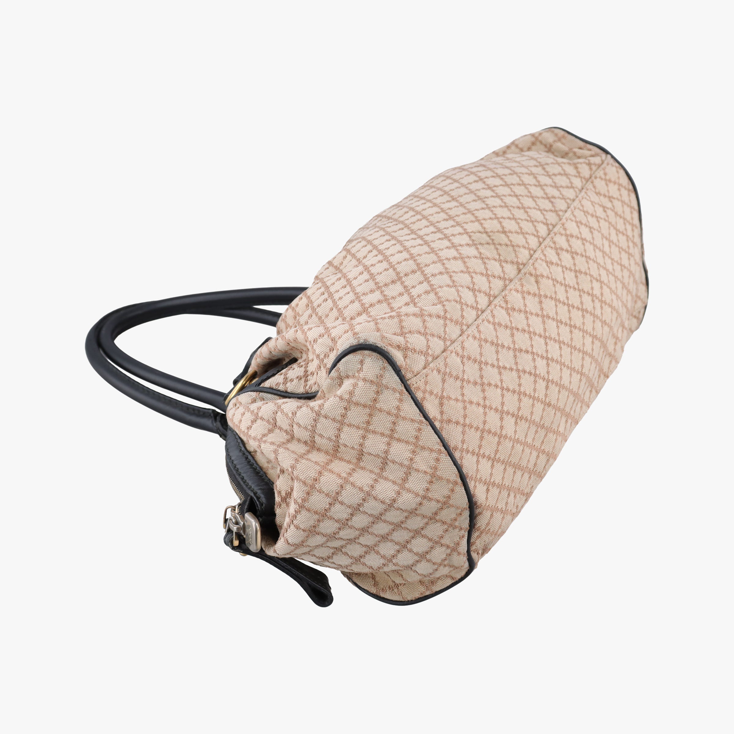 Secondhand Gucci Sukey Diamante Beige×Black canvas×leather 223974 shoulderbag | stylenewstar