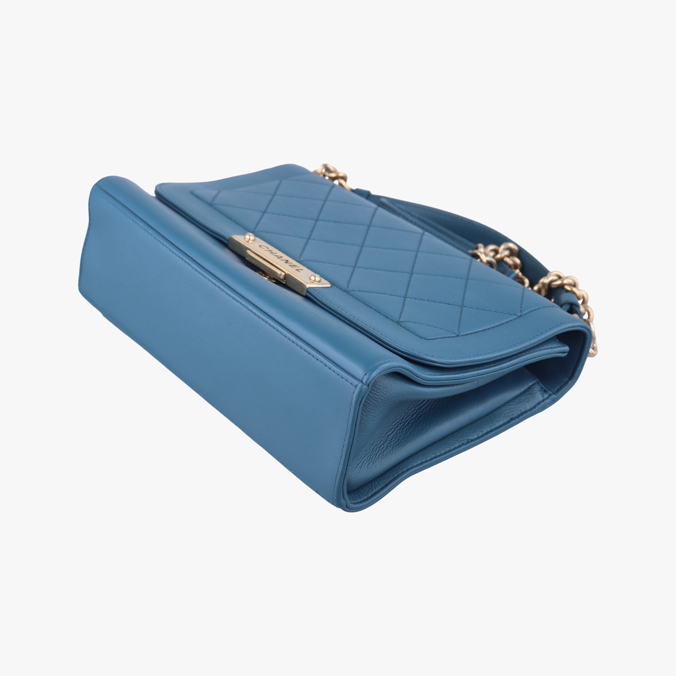 Pre-owned Chanel Label Click Flap Blue Leather A93702 shoulderbag | stylenewstar