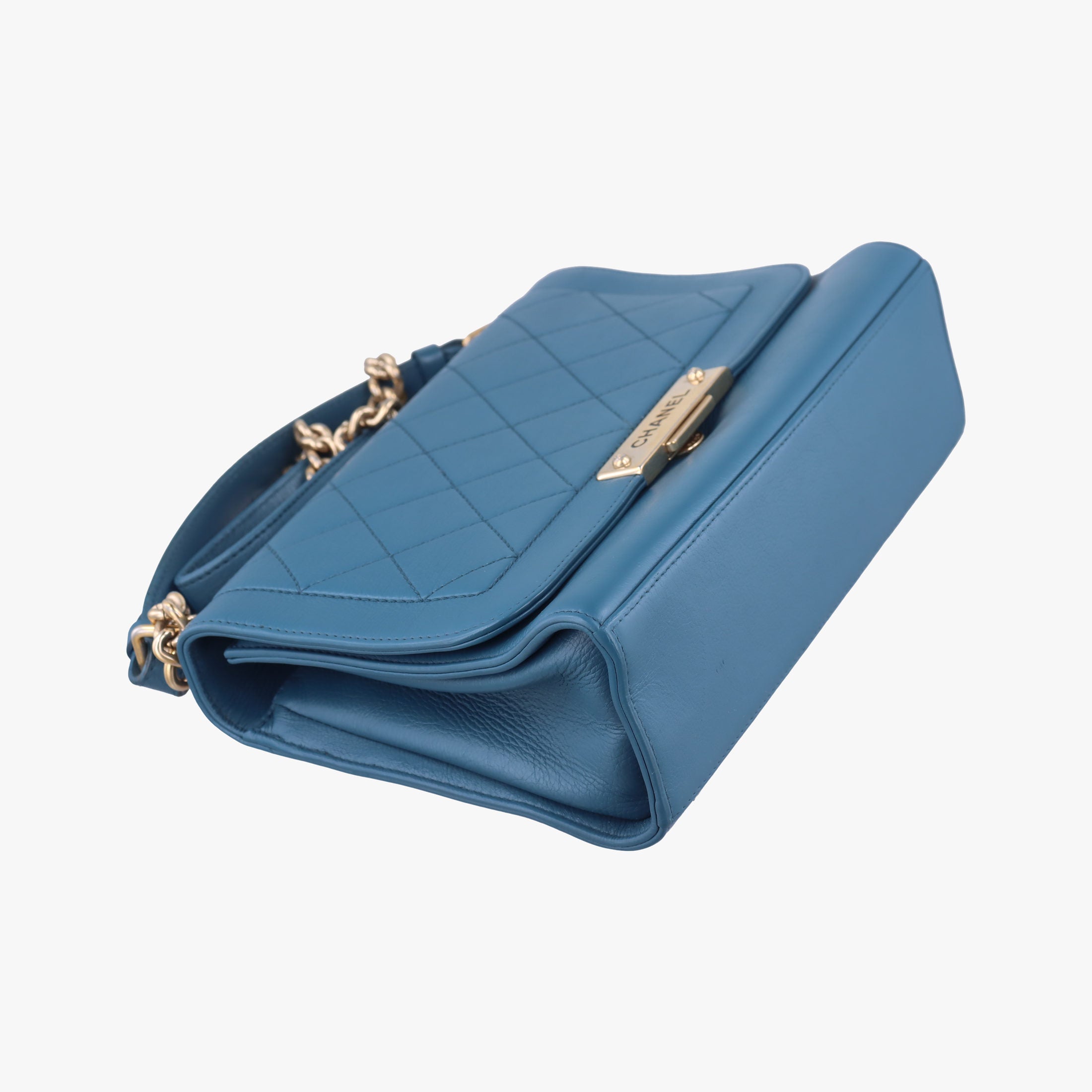 Pre-owned Chanel Label Click Flap Blue Leather A93702 shoulderbag | stylenewstar