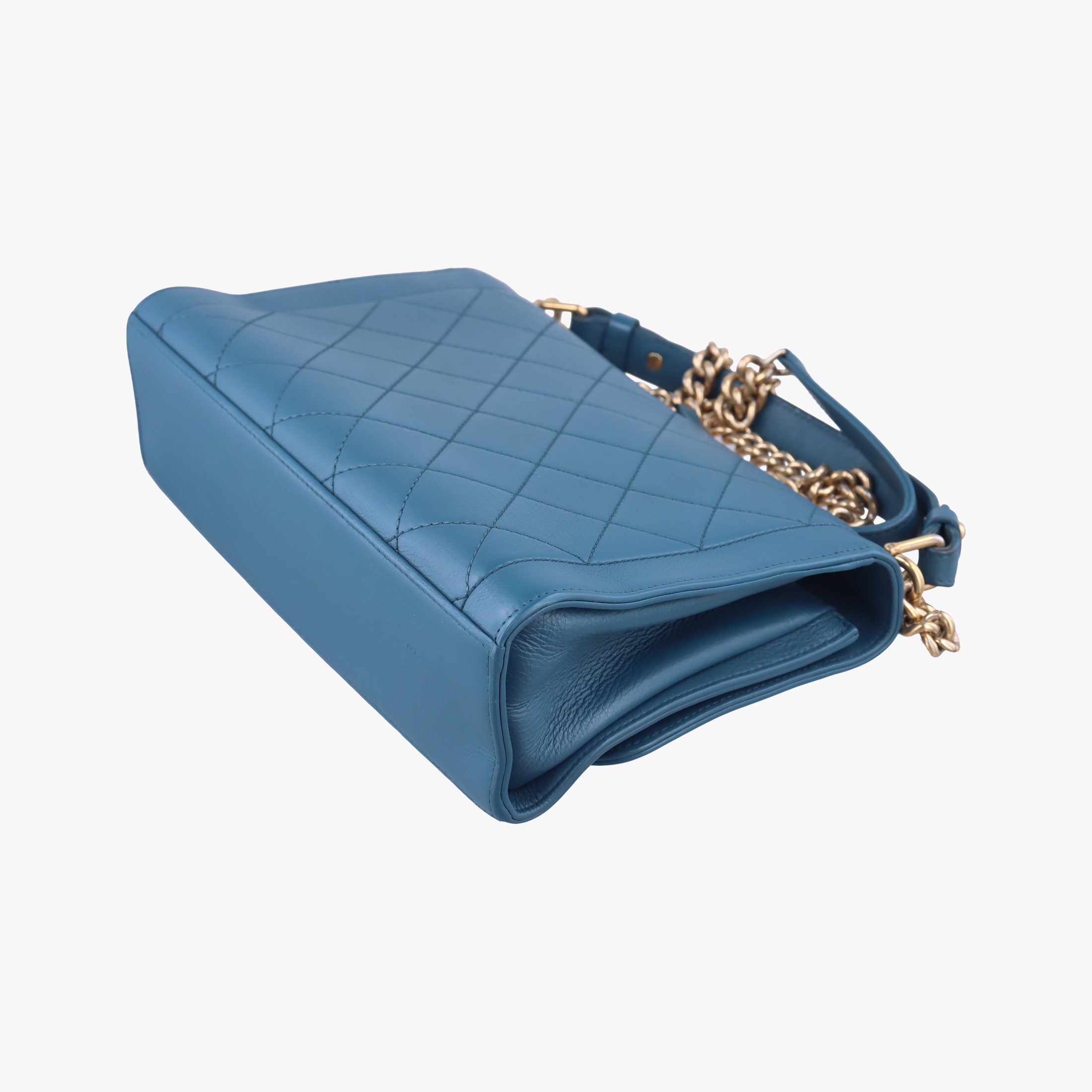 Pre-owned Chanel Label Click Flap Blue Leather A93702 shoulderbag | stylenewstar