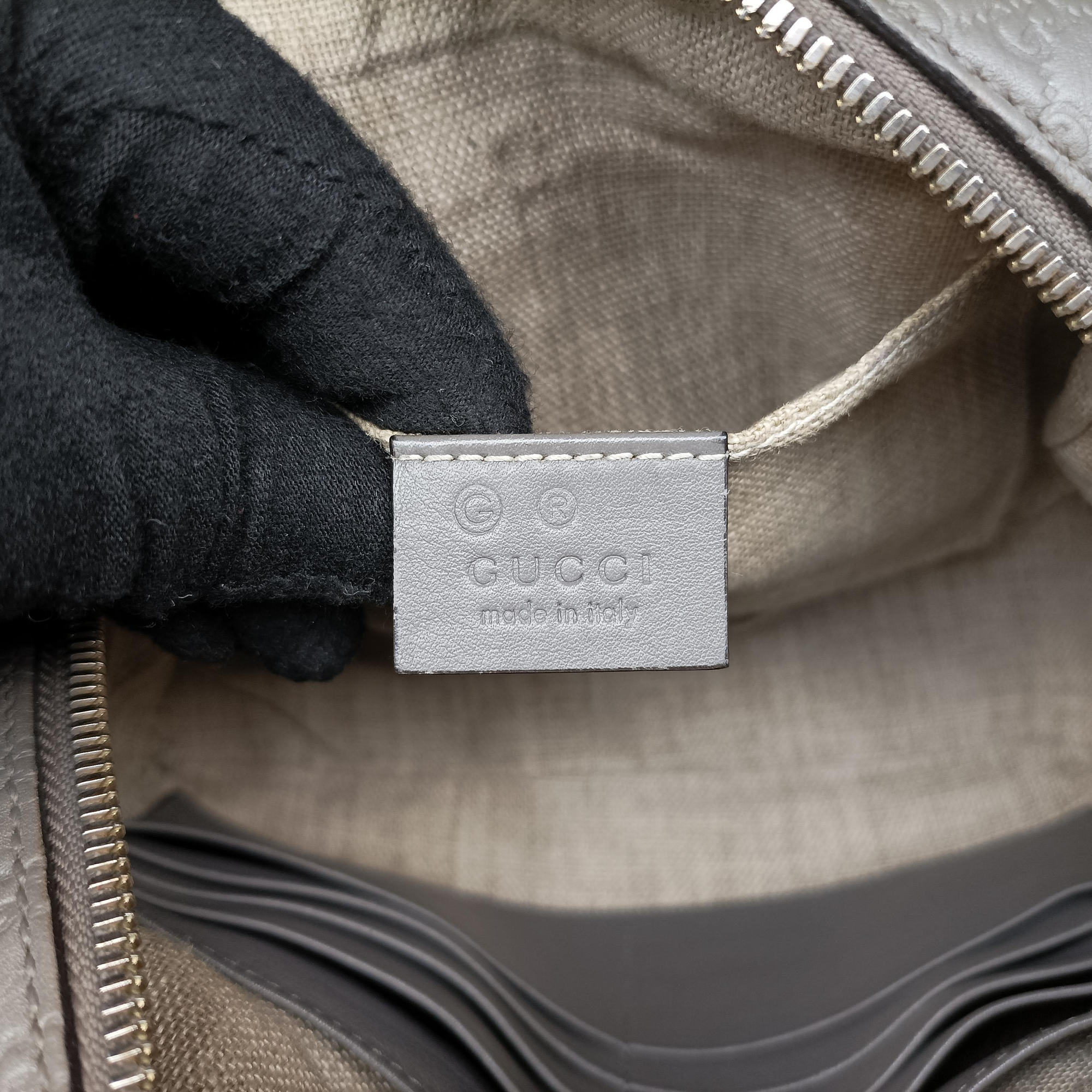 Secondhand Gucci Bree Microguccissima Grey Leather 449413 shoulderbag | stylenewstar