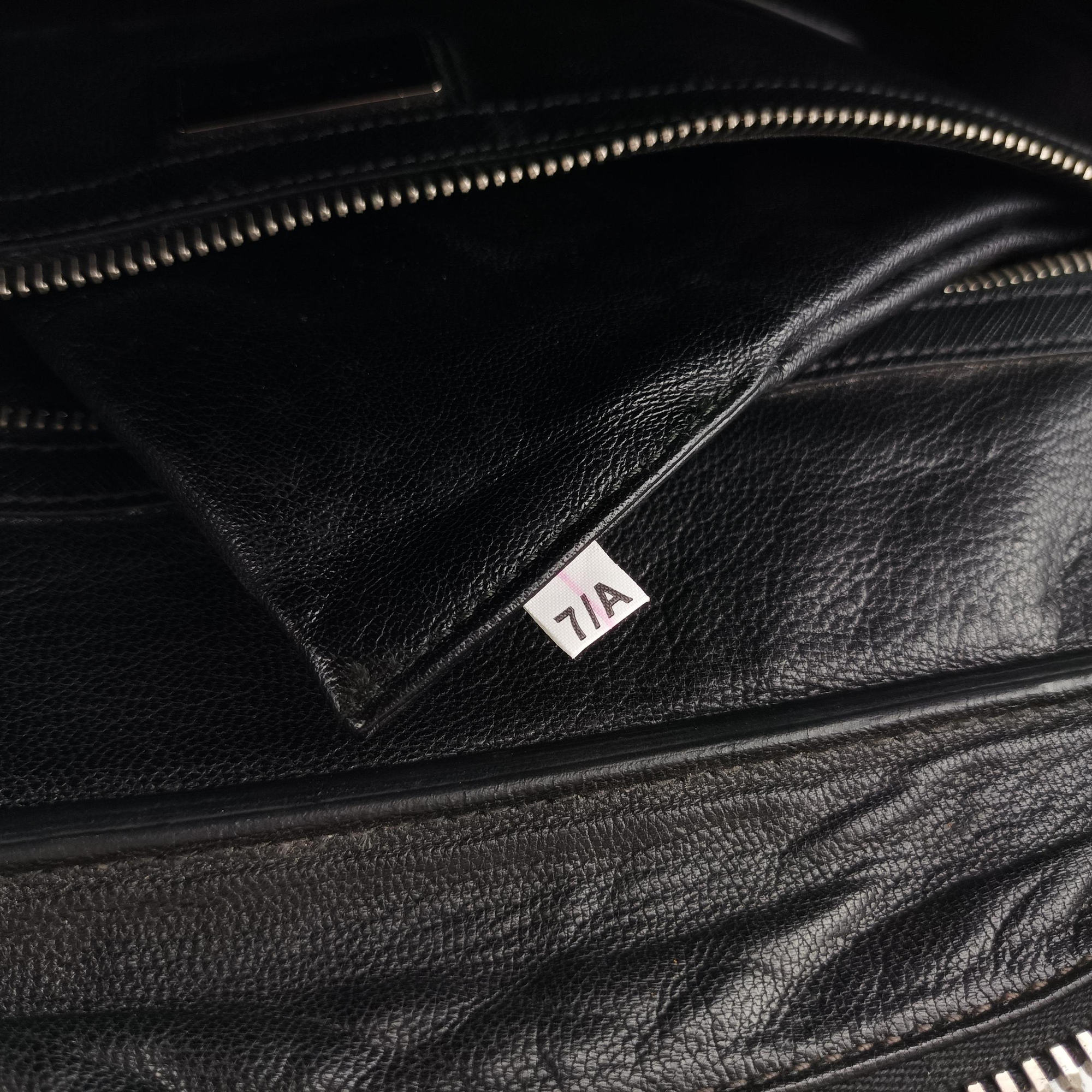 Pre-owned Prada Briefcase Navy × Black SAFFIANO Leather VS305M handbag | stylenewstar