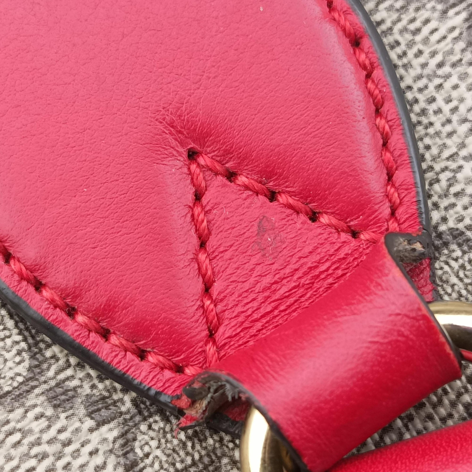 Pre-owned Gucci GG SUPREME Brown PVC coated canvas×Leather 409534 shoulderbag | stylenewstar