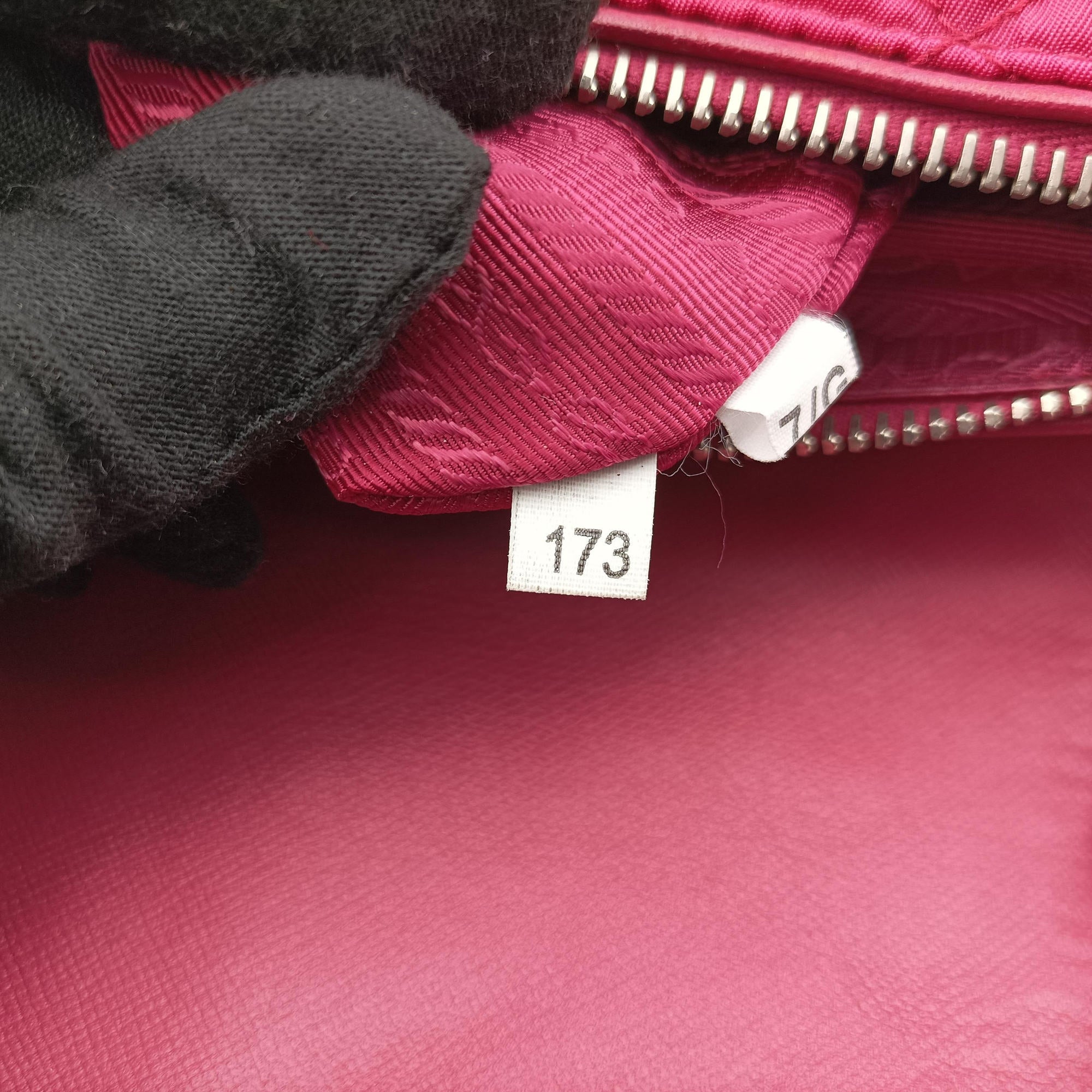 Pre-owned Prada Stitched quilting Rose nylon BR4965 shoulderbag | stylenewstar