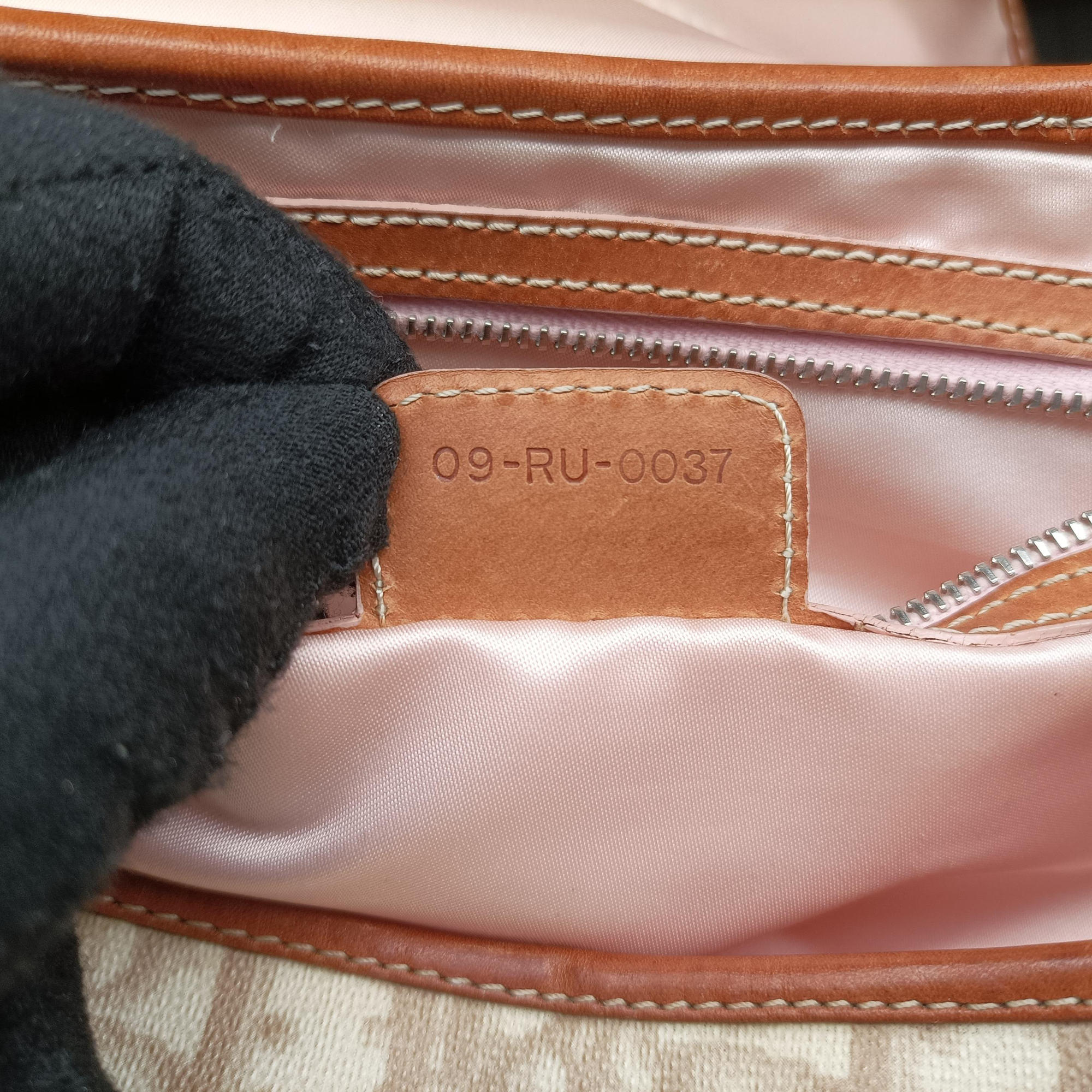 Vintage Christian Dior Romantic Heart Trotter Beige x Brown x Pink PVC Coated Canvas x leather  shoulderbag | stylenewstar