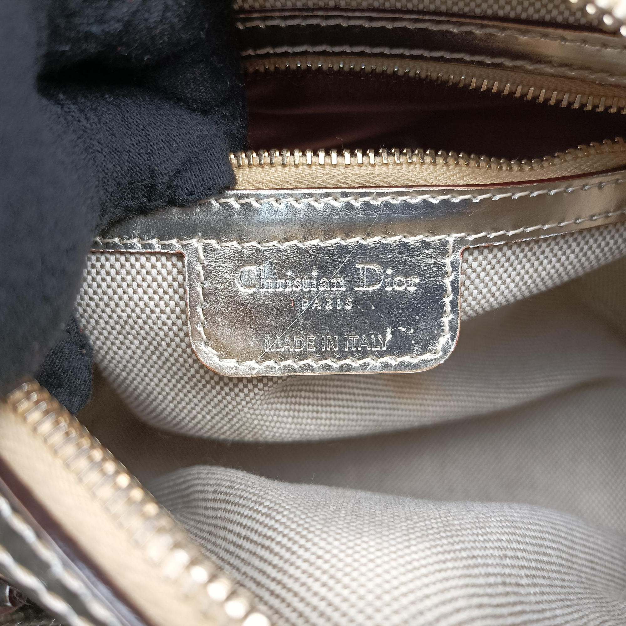 Pre-owned Christian Dior Ultimate Trotter Golden leather  handbag | stylenewstar
