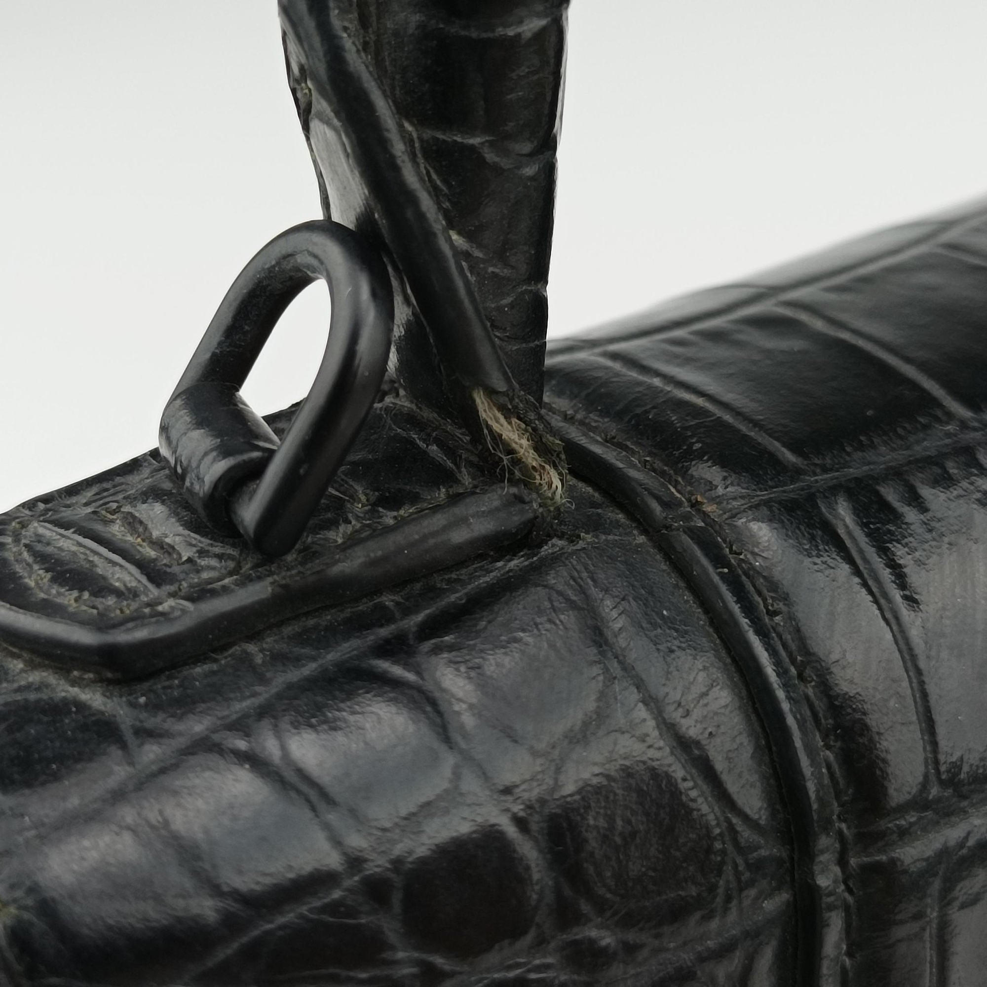 Pre-owned Balenciaga Hourglass Small Black Leather 593546 shoulderbag | stylenewstar