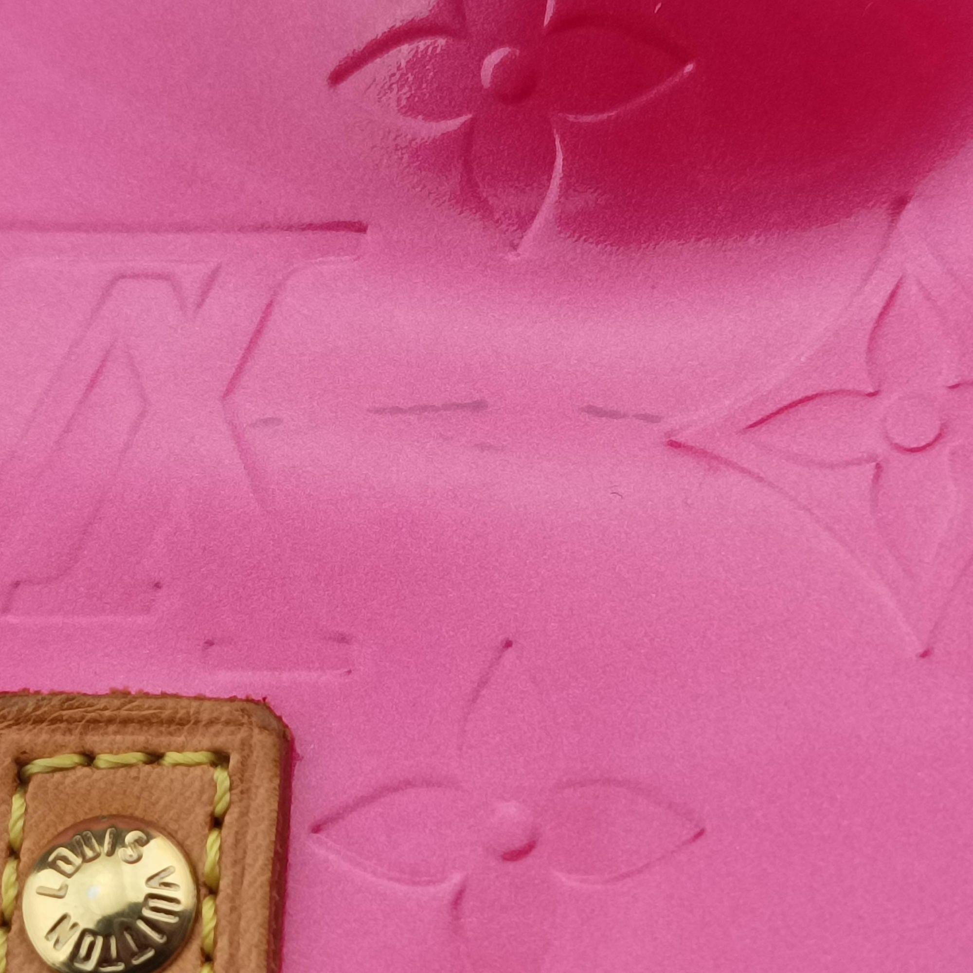 Pre-owned Louis Vuitton Reade PM Fuchsia Pink Vernis M91221 handbag | stylenewstar