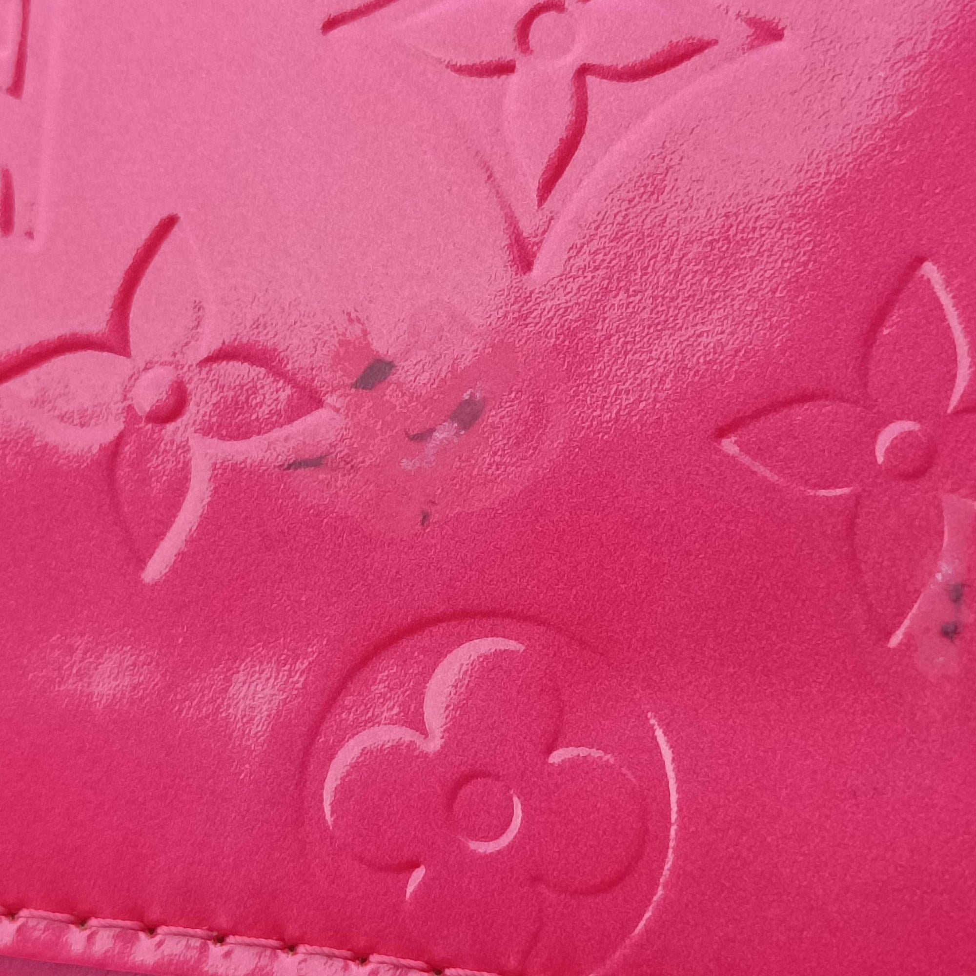 Pre-owned Louis Vuitton Reade PM Fuchsia Pink Vernis M91221 handbag | stylenewstar