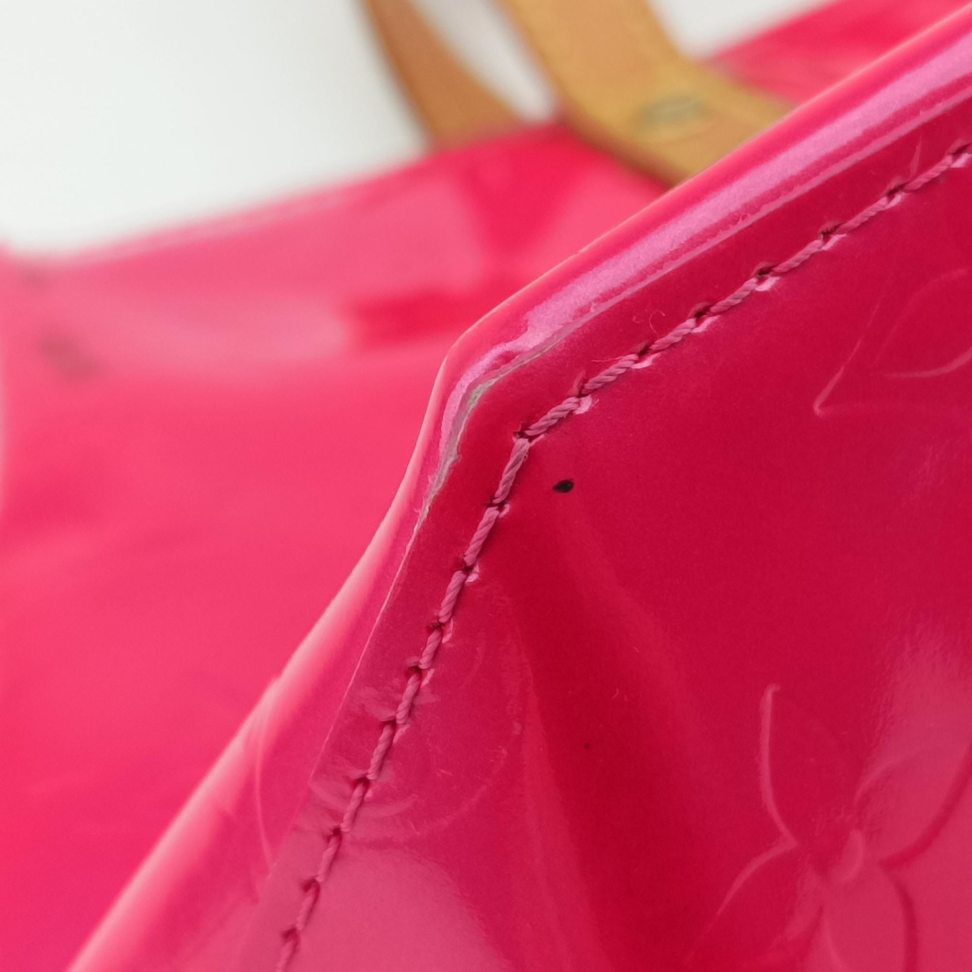 Pre-owned Louis Vuitton Reade PM Fuchsia Pink Vernis M91221 handbag | stylenewstar