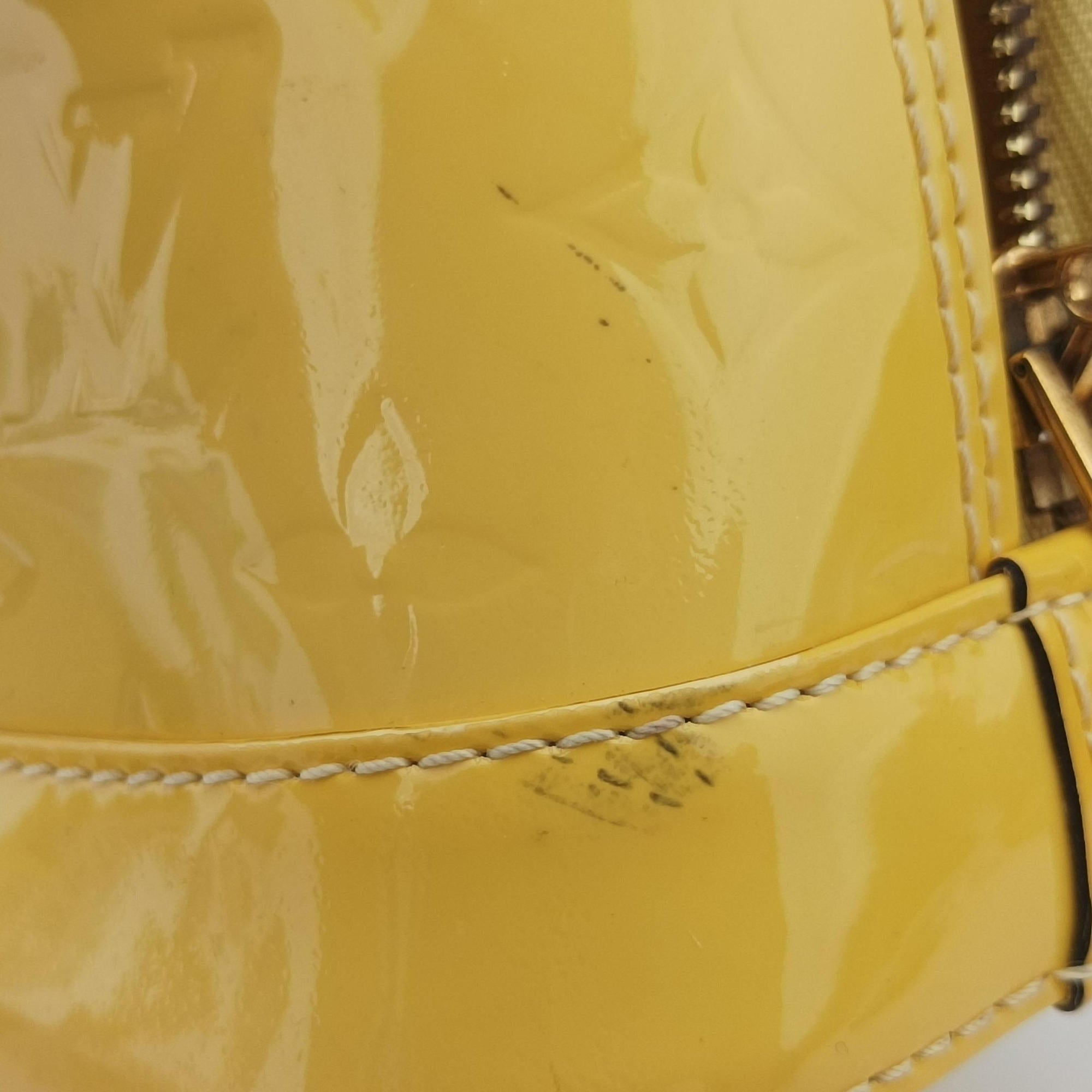 Pre-owned Louis Vuitton Alma BB Citrine Vernis M90104 shoulderbag | stylenewstar