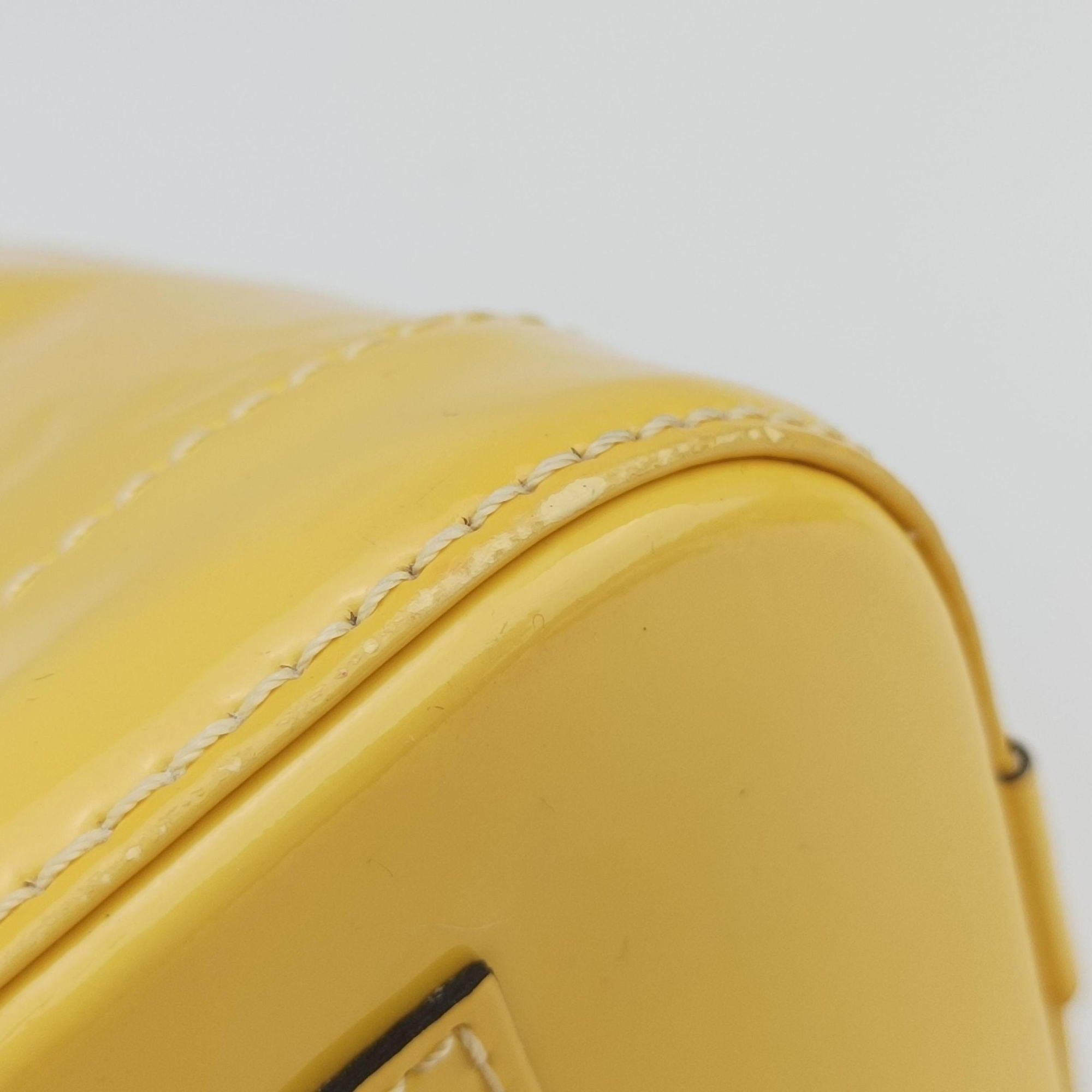 Pre-owned Louis Vuitton Alma BB Citrine Vernis M90104 shoulderbag | stylenewstar