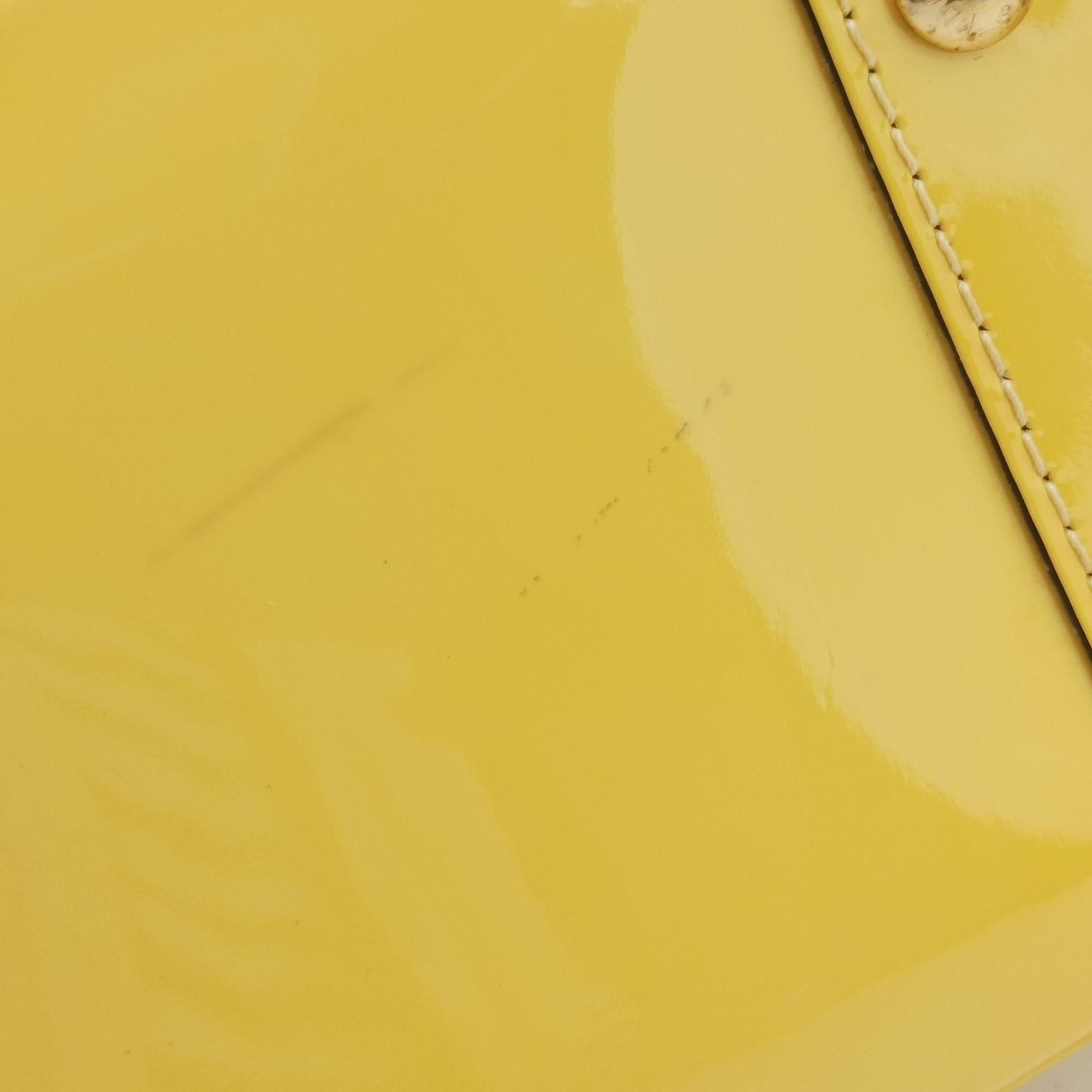 Pre-owned Louis Vuitton Alma BB Citrine Vernis M90104 shoulderbag | stylenewstar