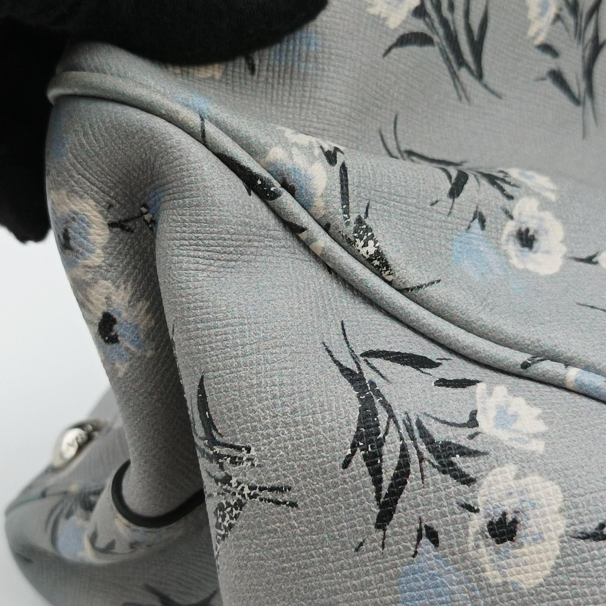 Pre-owned Prada Galleria　Pale Blue Floral Print Multicolour Saffiano　Leather BL837P shoulderbag | stylenewstar